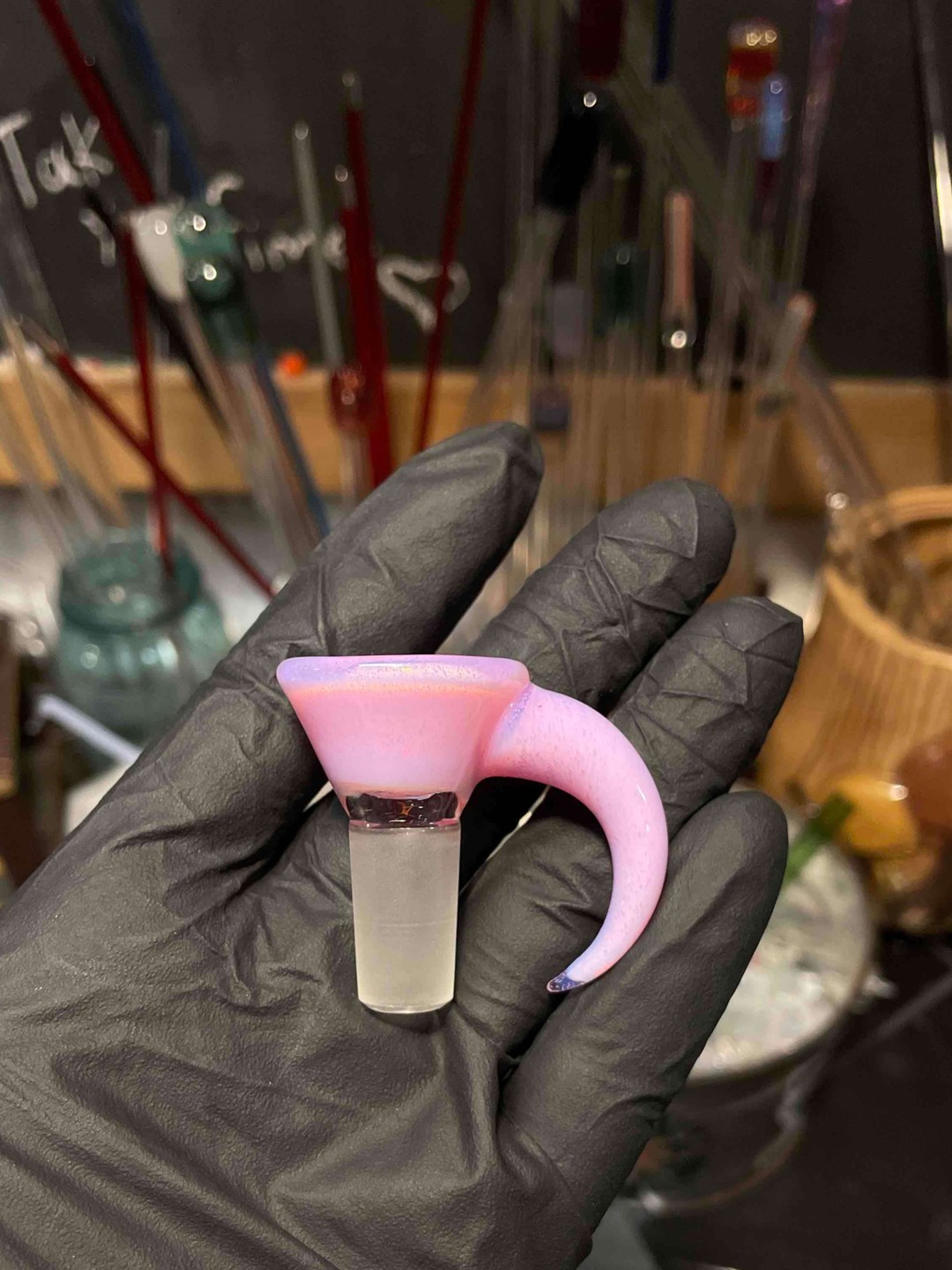 Preview pic of UreGlass (2) 14mm 4 hole slide