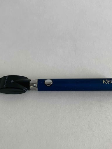 Preview pic of Khushi vape pen battery and charger