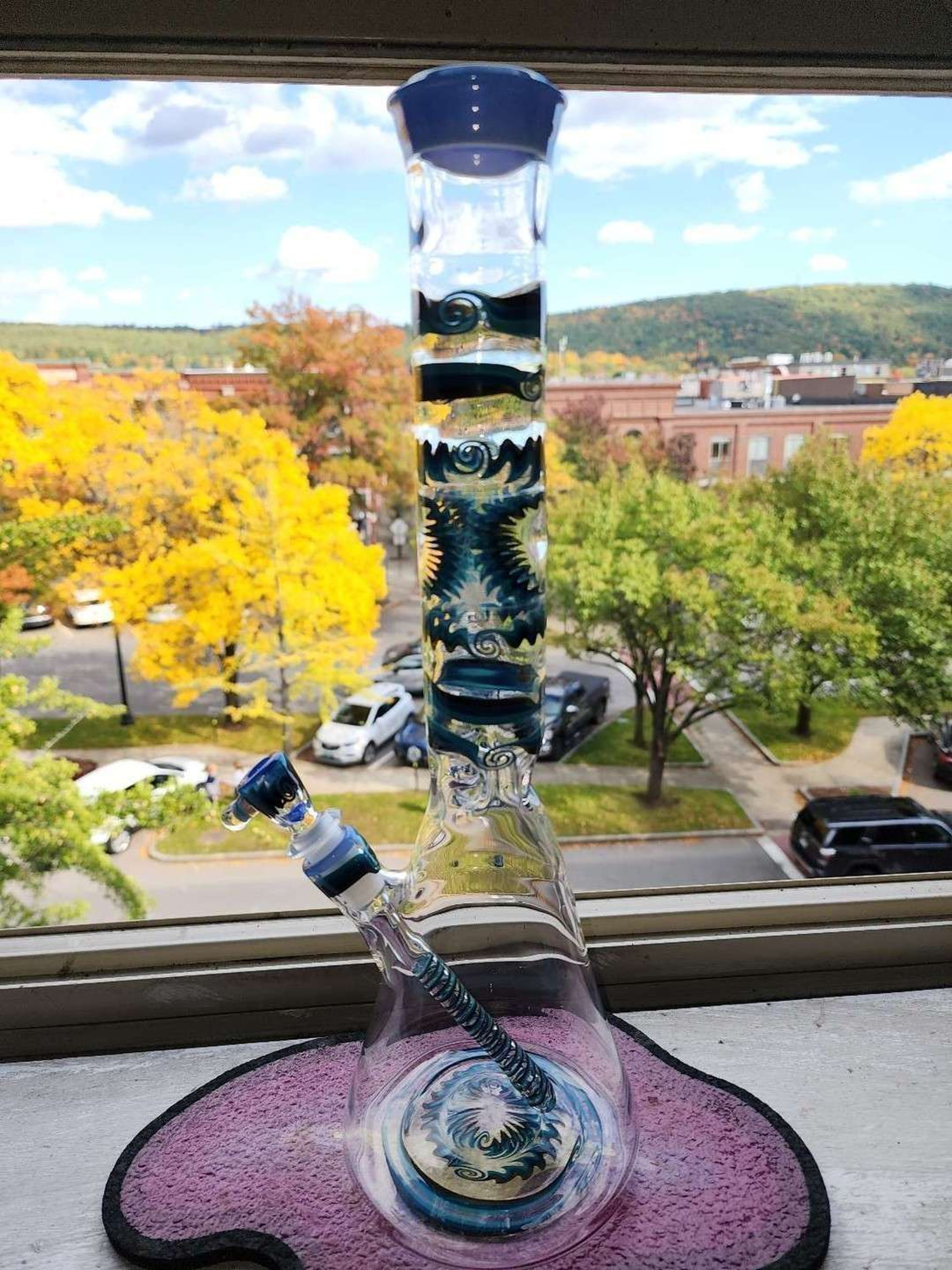 Qfactorglass beautifully worked Beaker! image 0