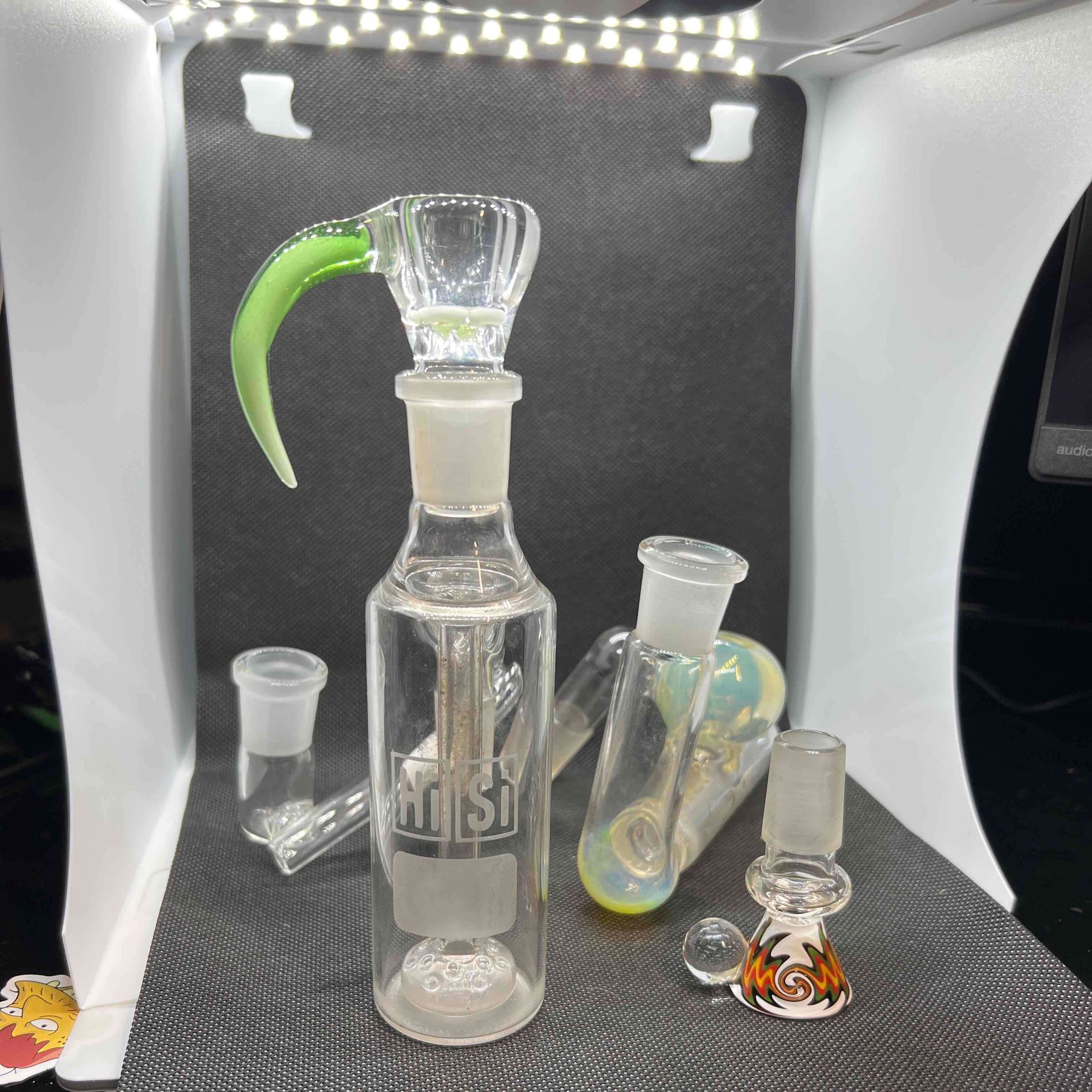 18mm 2 ash catchers (each include a slide) and a down drop image 0