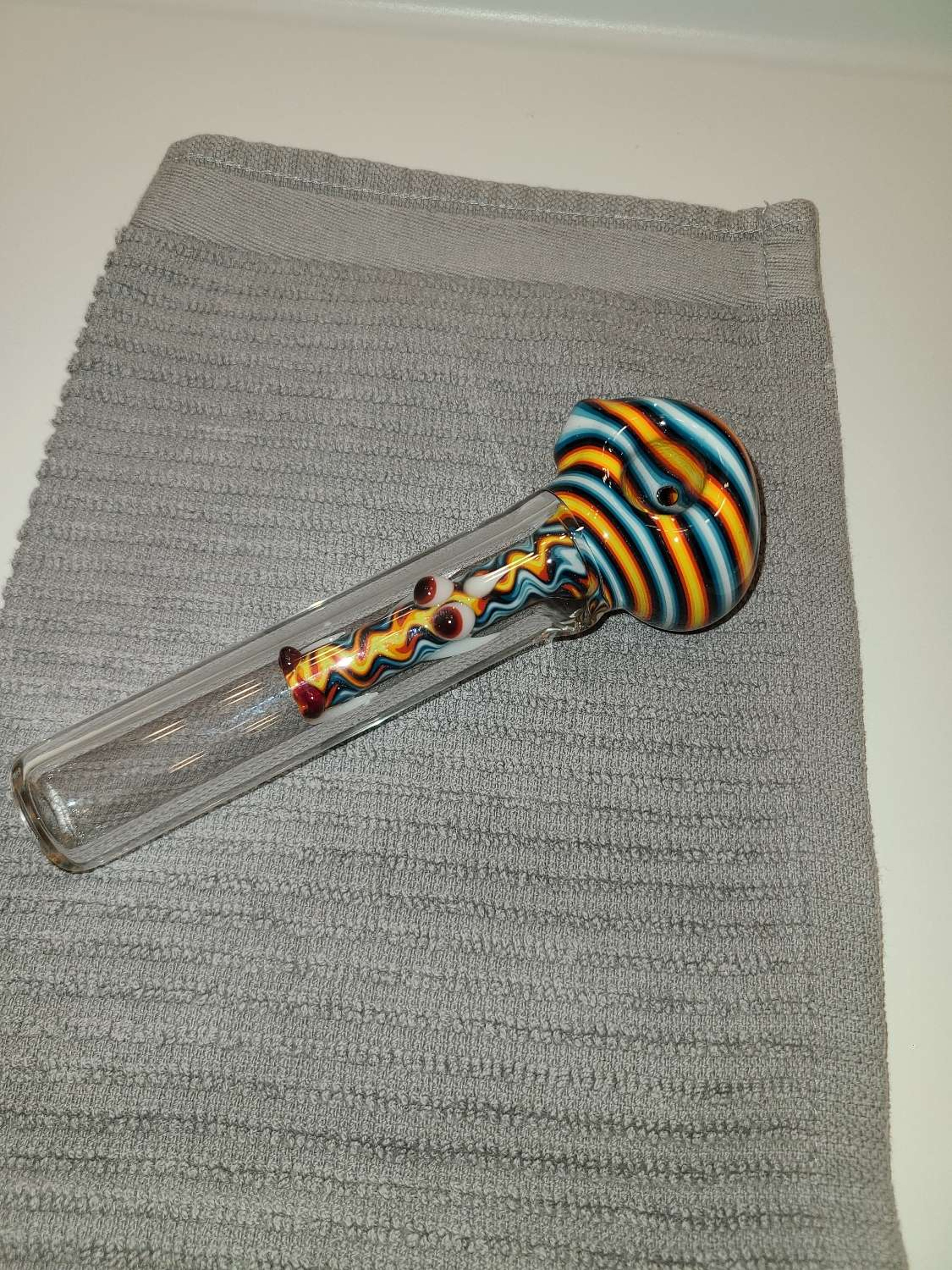 Preview pic of Gus Glass Pipe 