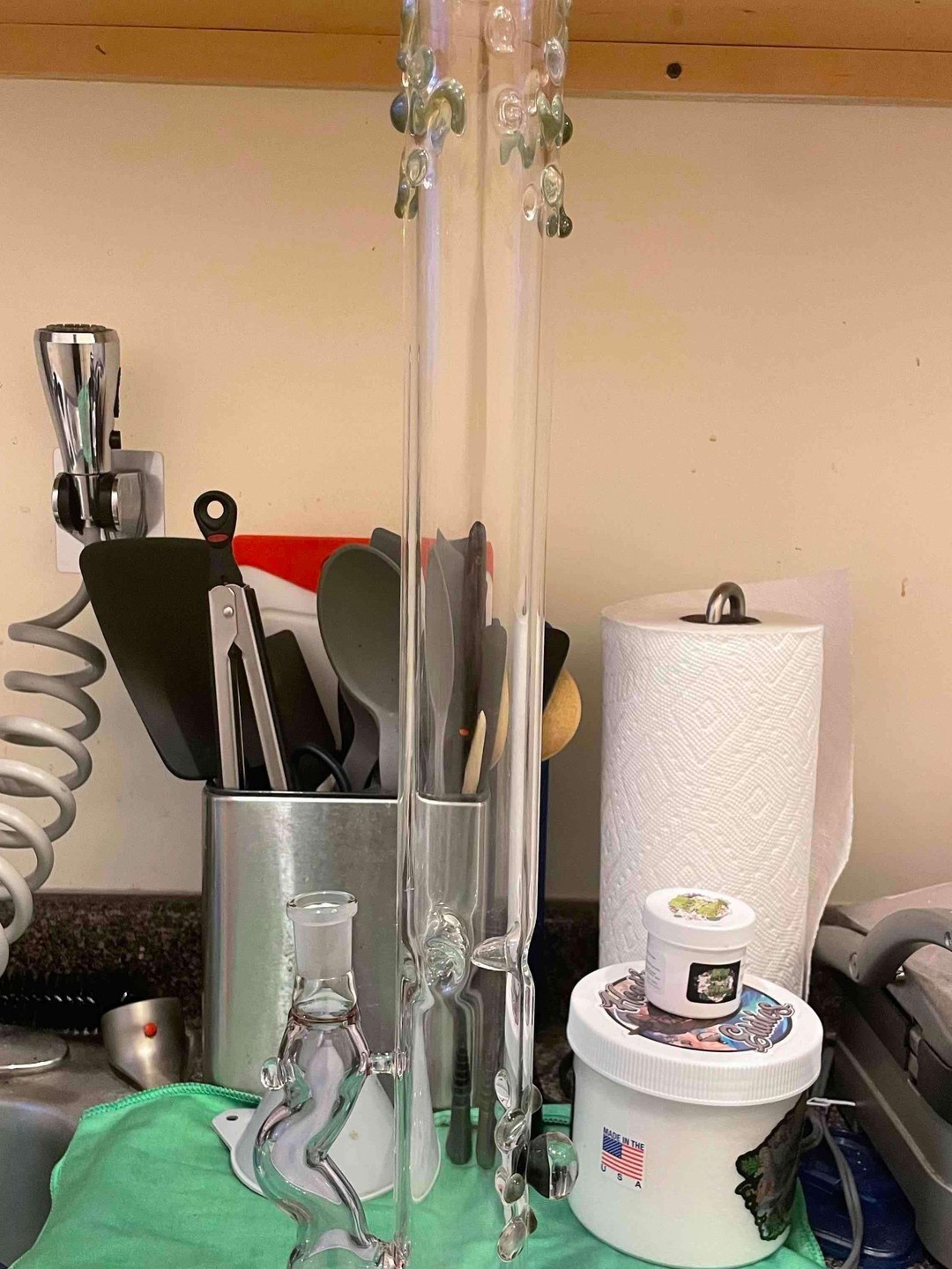 Preview pic of QG Natural Perc Straight Tube 