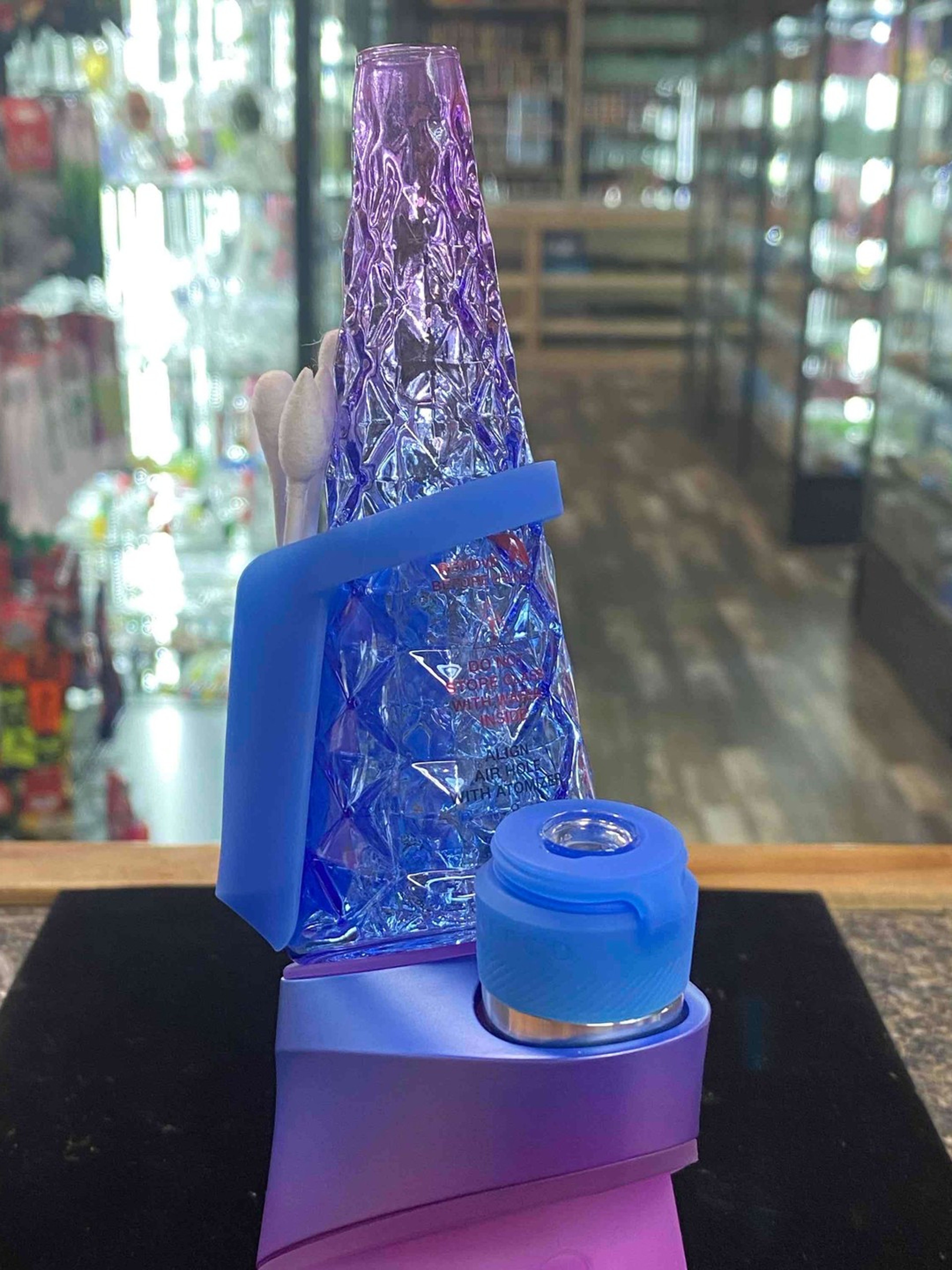 Preview pic of PuffCo Peak Pro Indiglow 