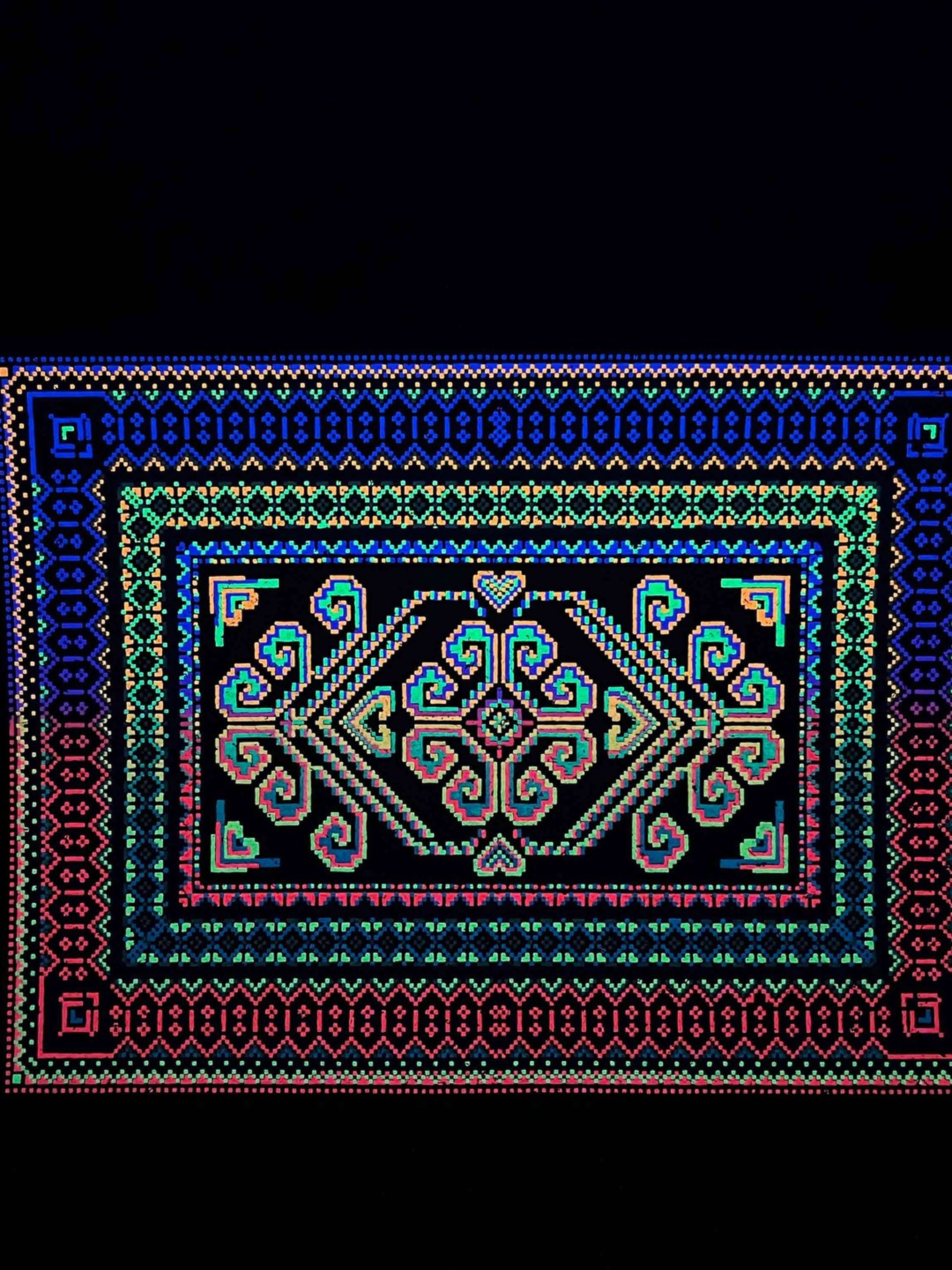 UV & GLOW Vibe 22 Bitrug Mat by Moodmats image 0