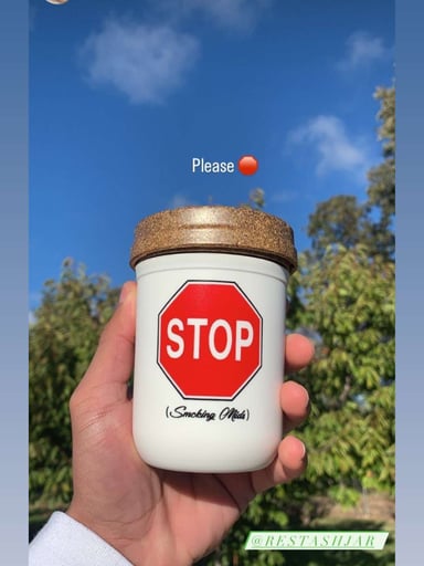 Preview pic of Stop Smoking Mids Re Stash Jar