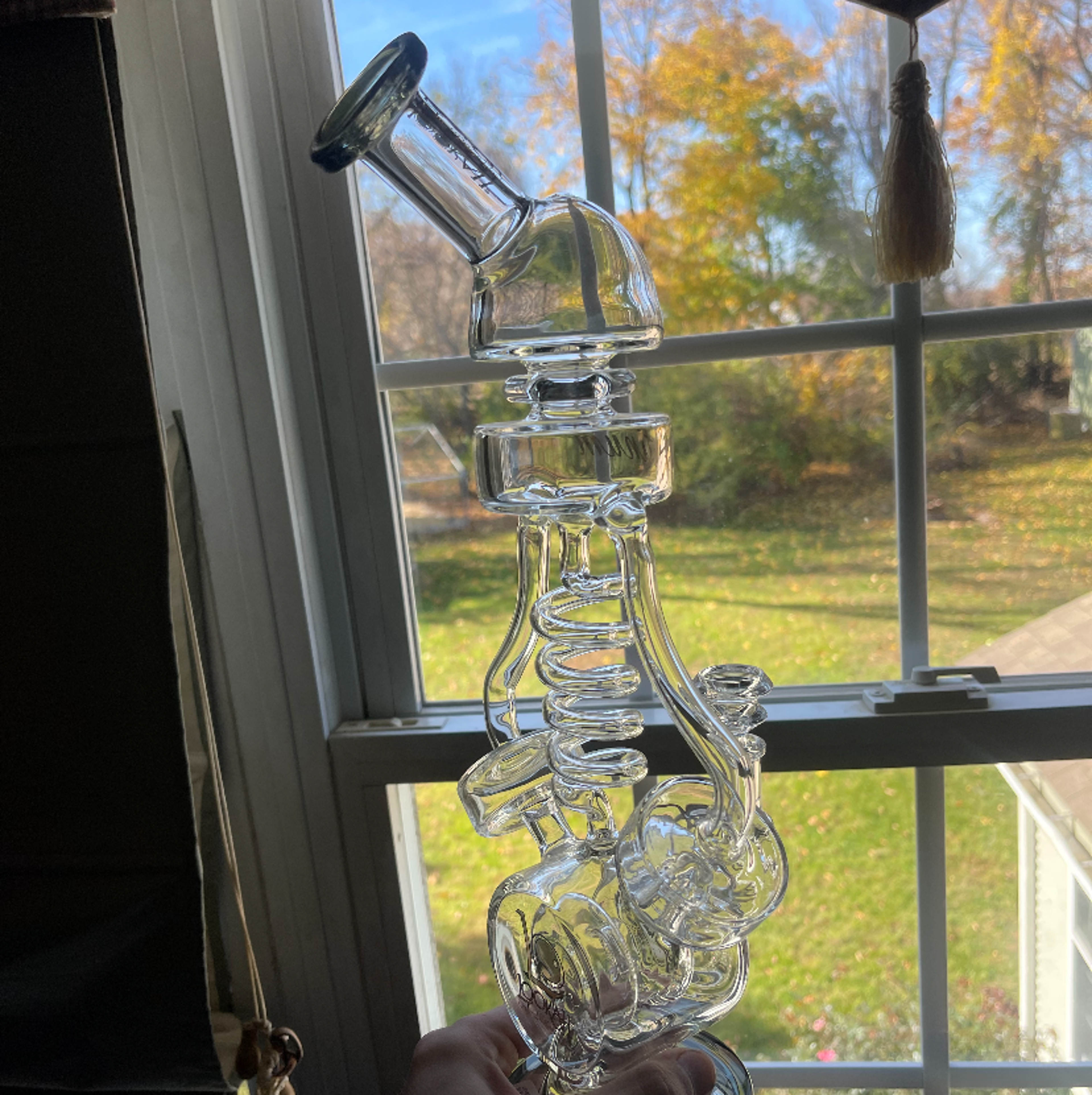 Preview pic of Lookah bong 