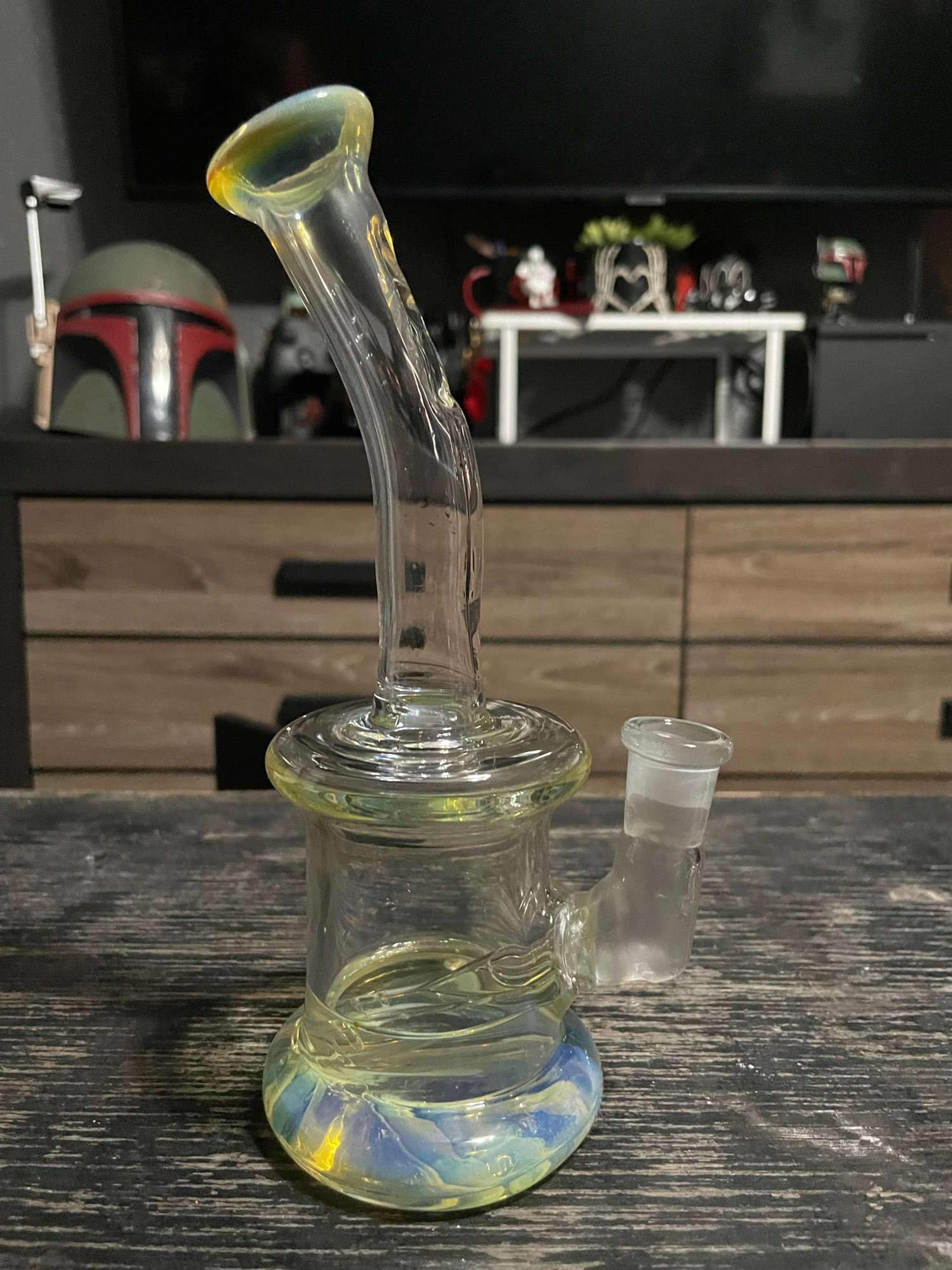 Preview pic of custom heavy glass tube bong blue/silver fume