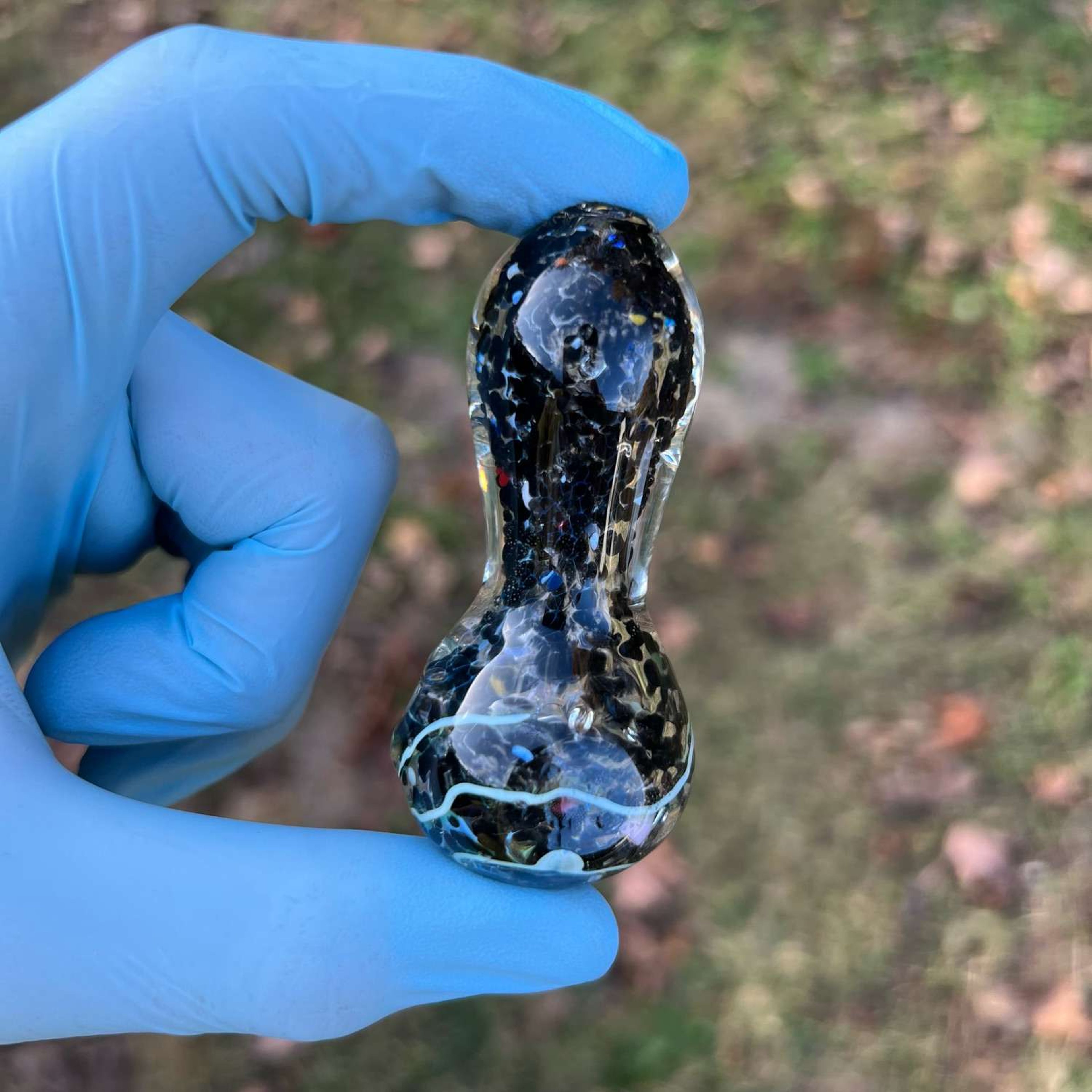 Preview pic of Spotted Hand Pipe