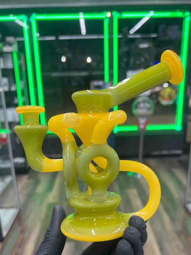 Preview pic of O.T.W GLASS- Mini TDR UV Yellow/Pineapple Juice Over Blue Satin