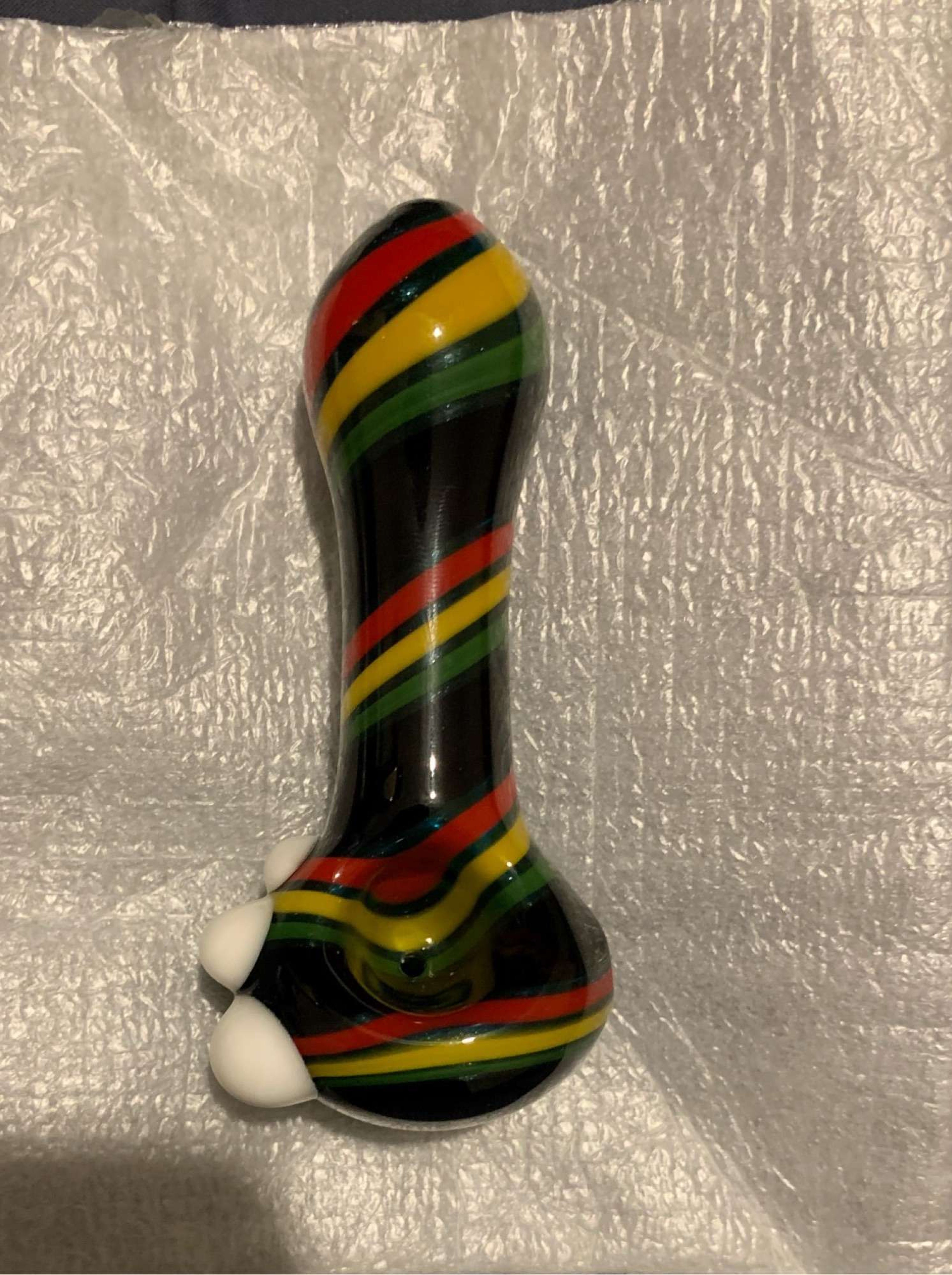 3 inch Rasta Spoon Pipe - BRAND NEW image 0