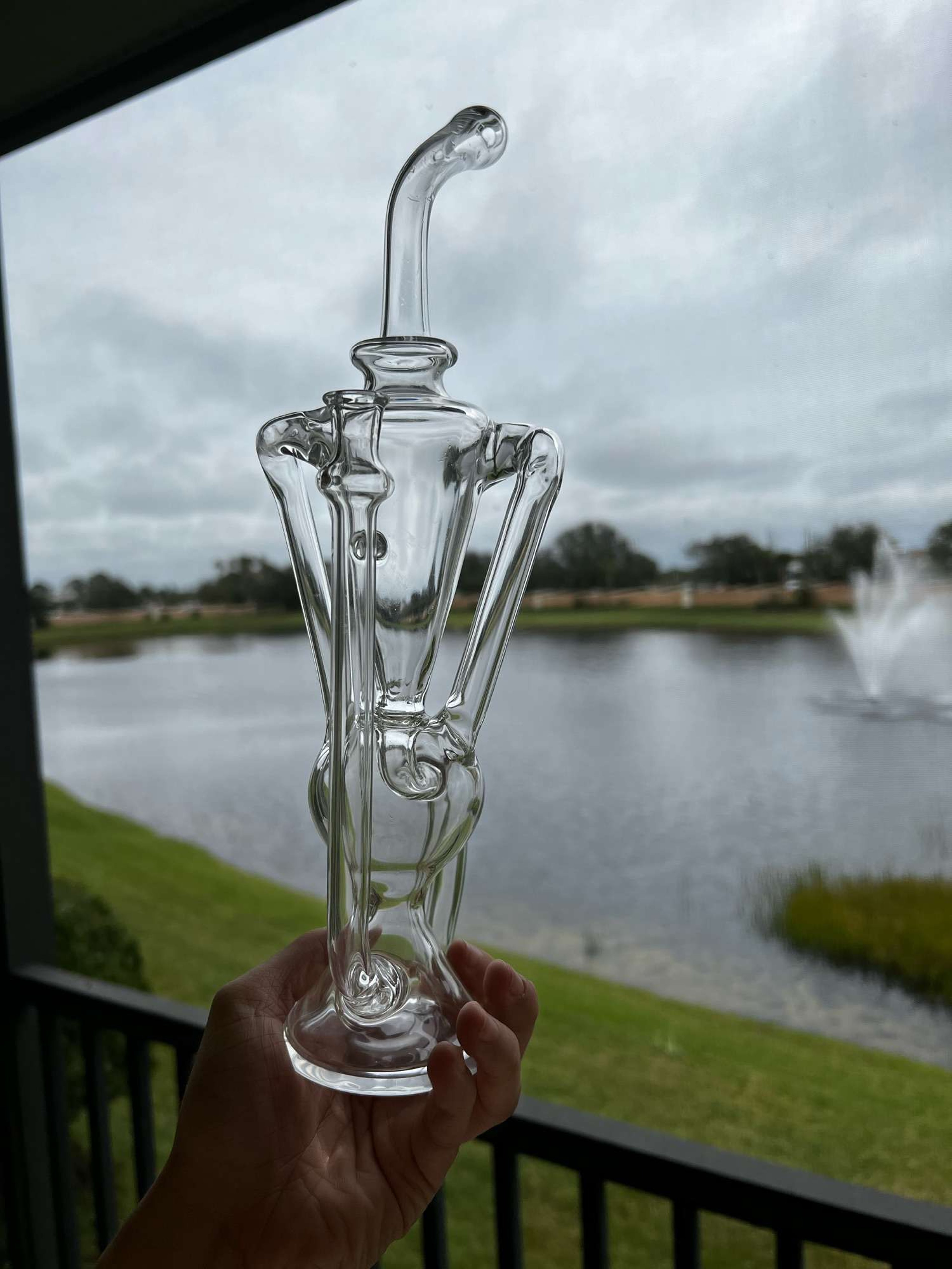 Preview pic of phantom glassart XL pass through recycler