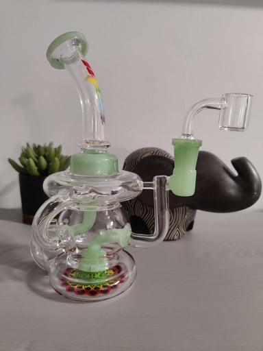 Preview pic of MOB 8.5 inch Grand Globe Recycler