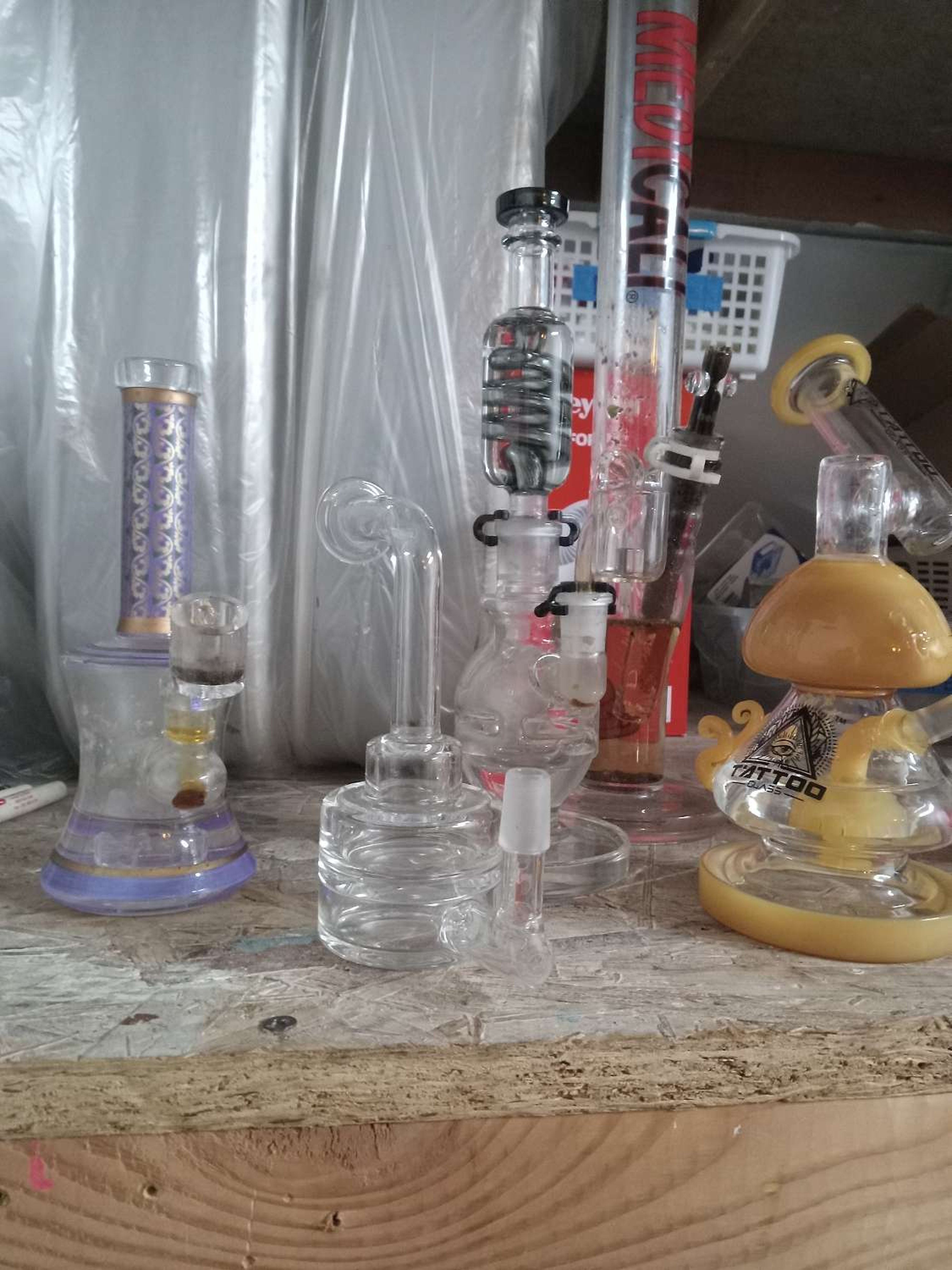 Preview pic of Looking for trades