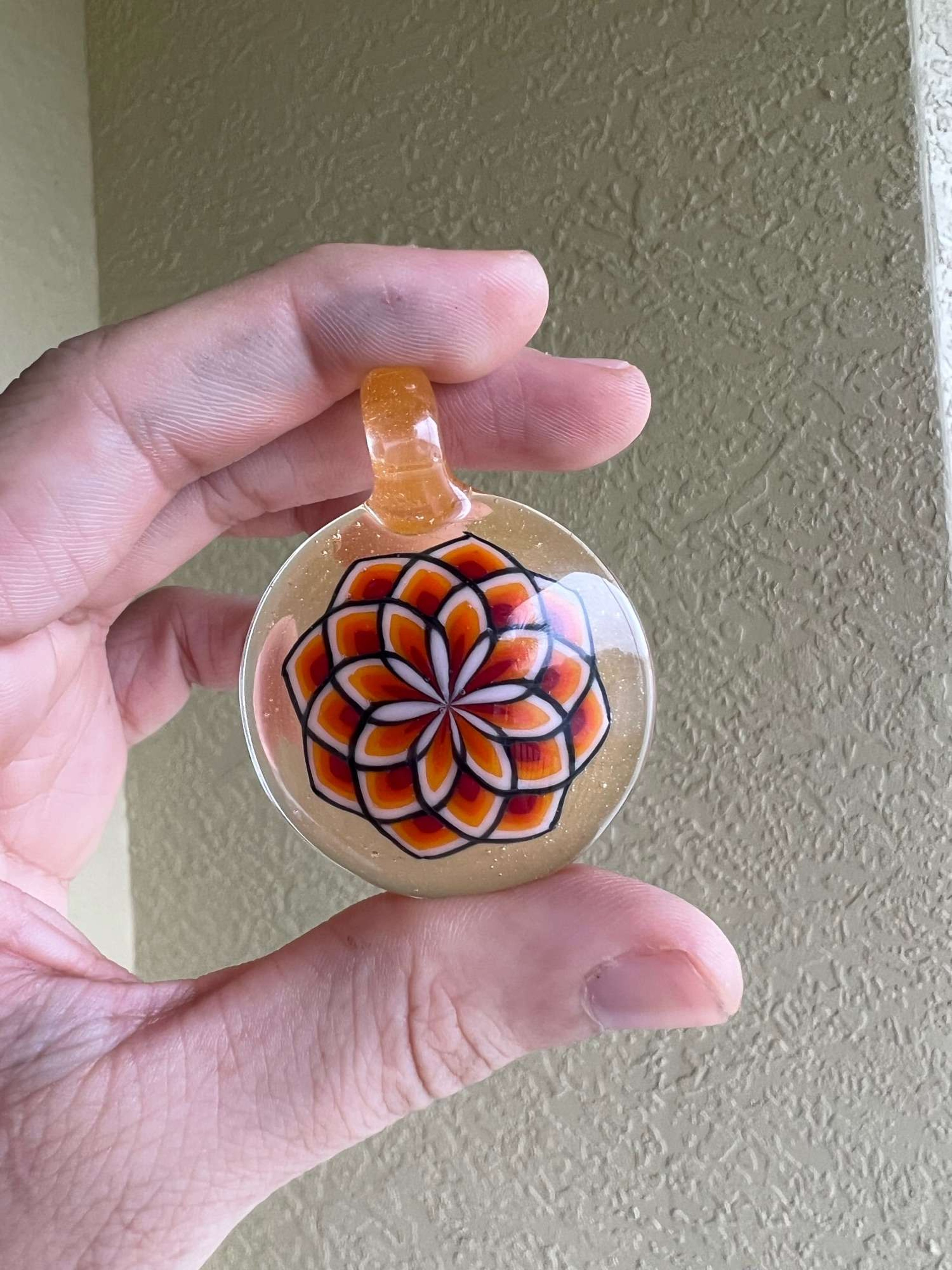 Preview pic of fire fadecello pendy