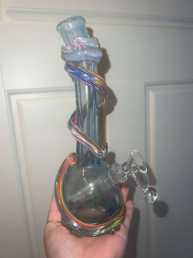 Preview pic of rainbow bong🌈