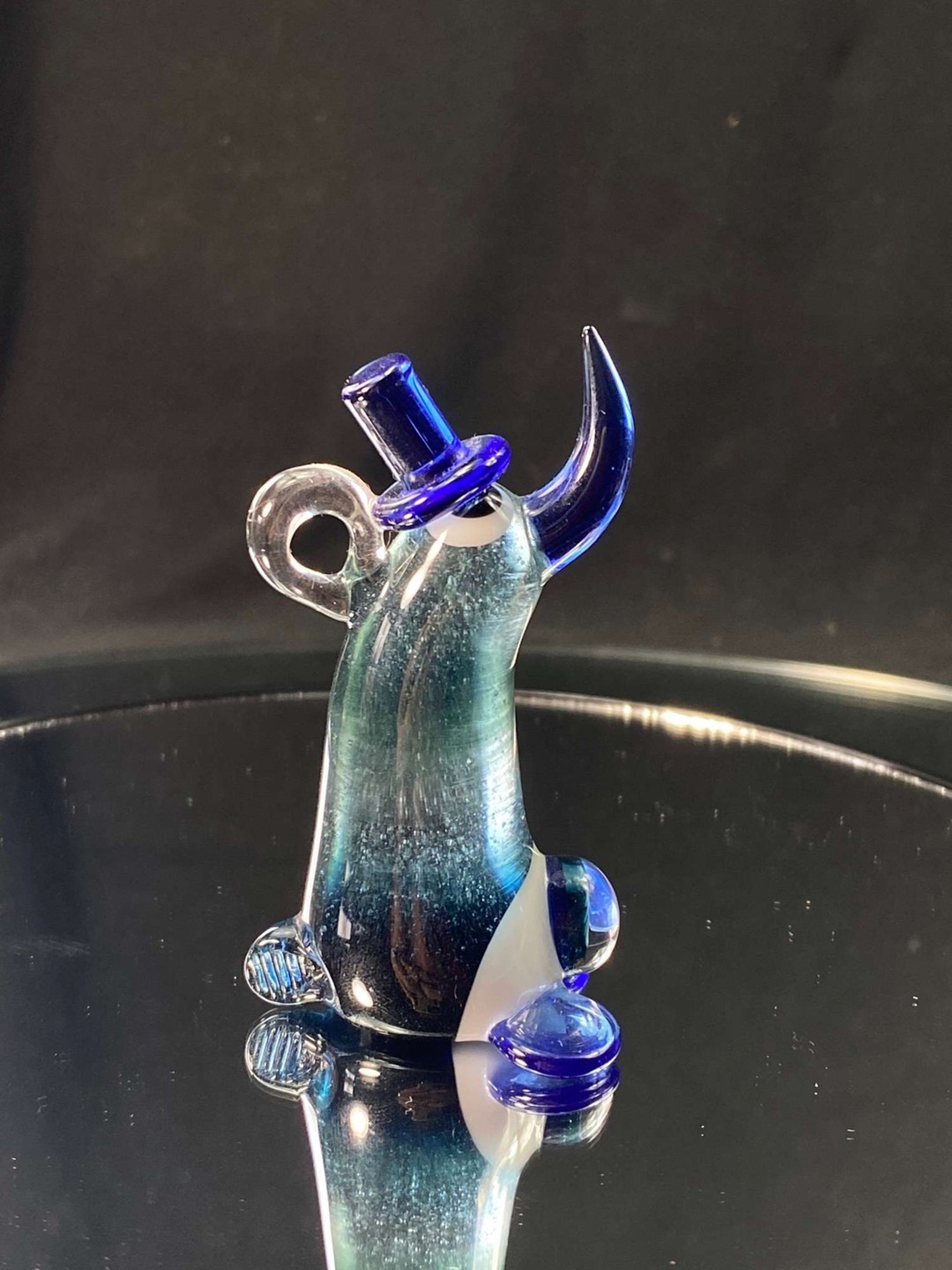 CHAKA GLASS PENGUIN 2015 image 0