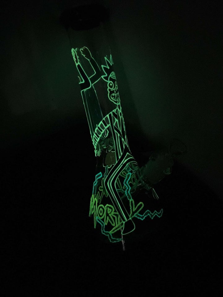 14 inch 7mm rick and morty beaker with custom glow in dark design  Image 5