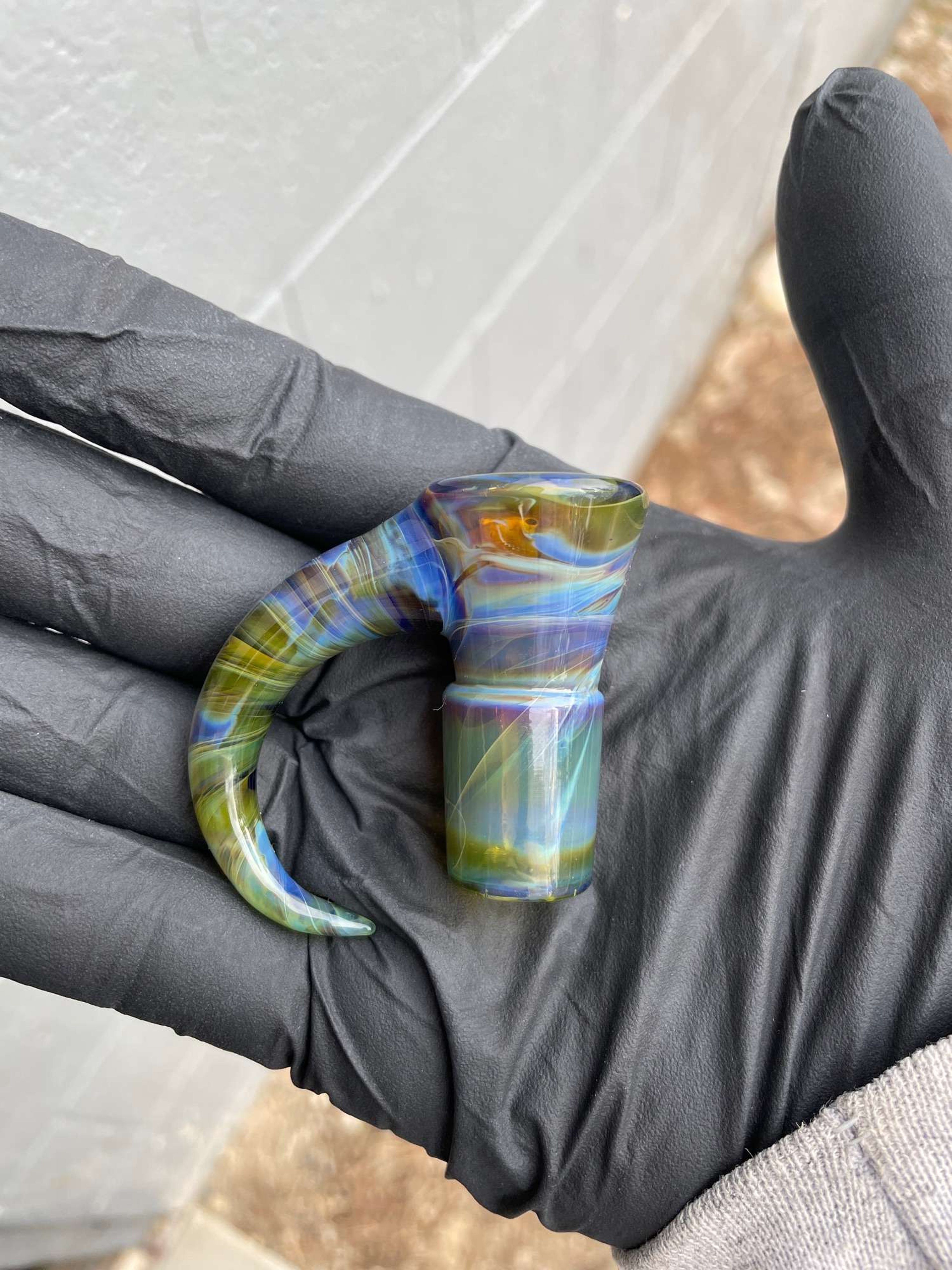 Preview pic of UreGlass 18mm 4 hole slide