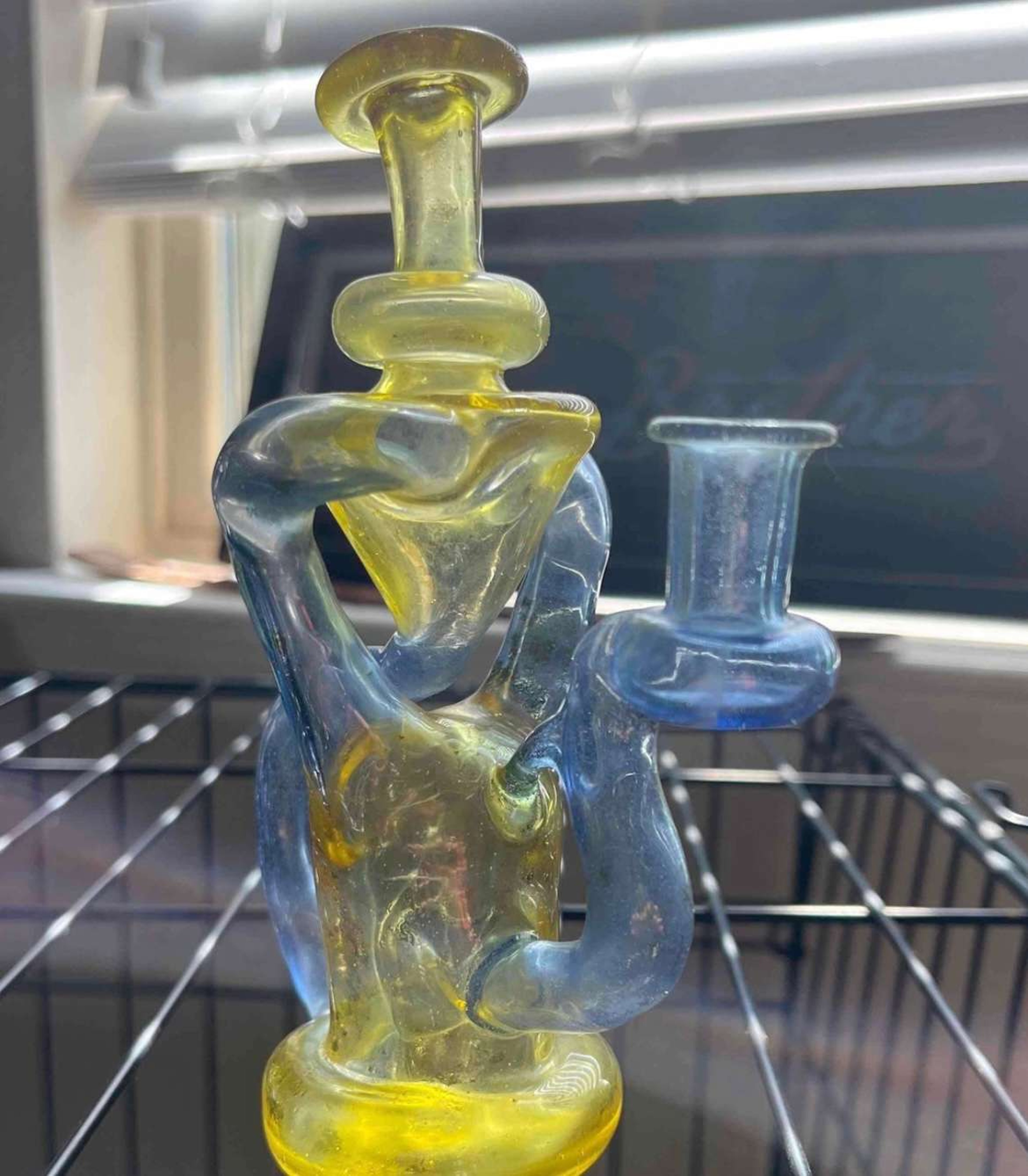 yellow&purple recycler image 0