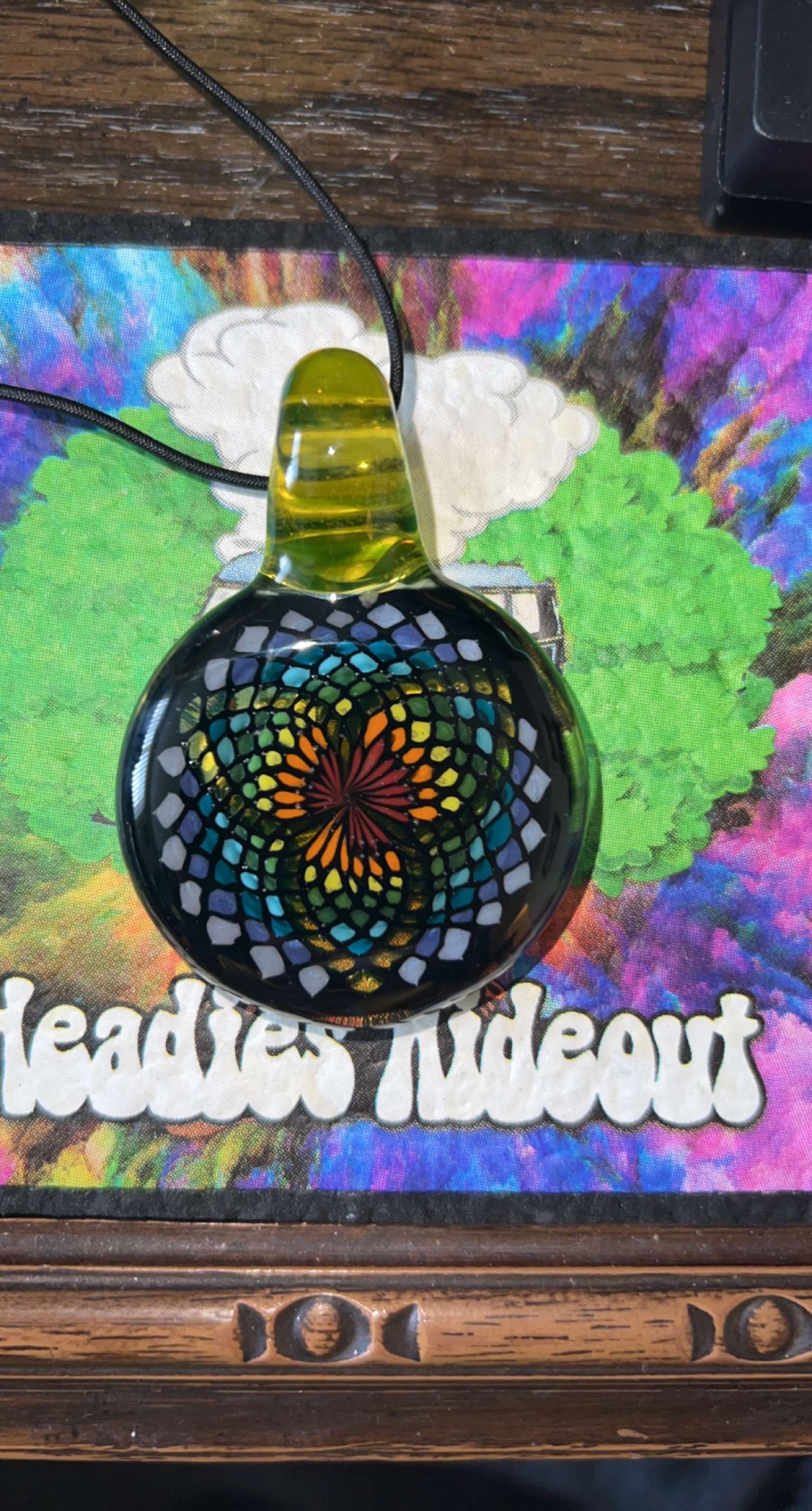 Devo glass uv pendant image 0