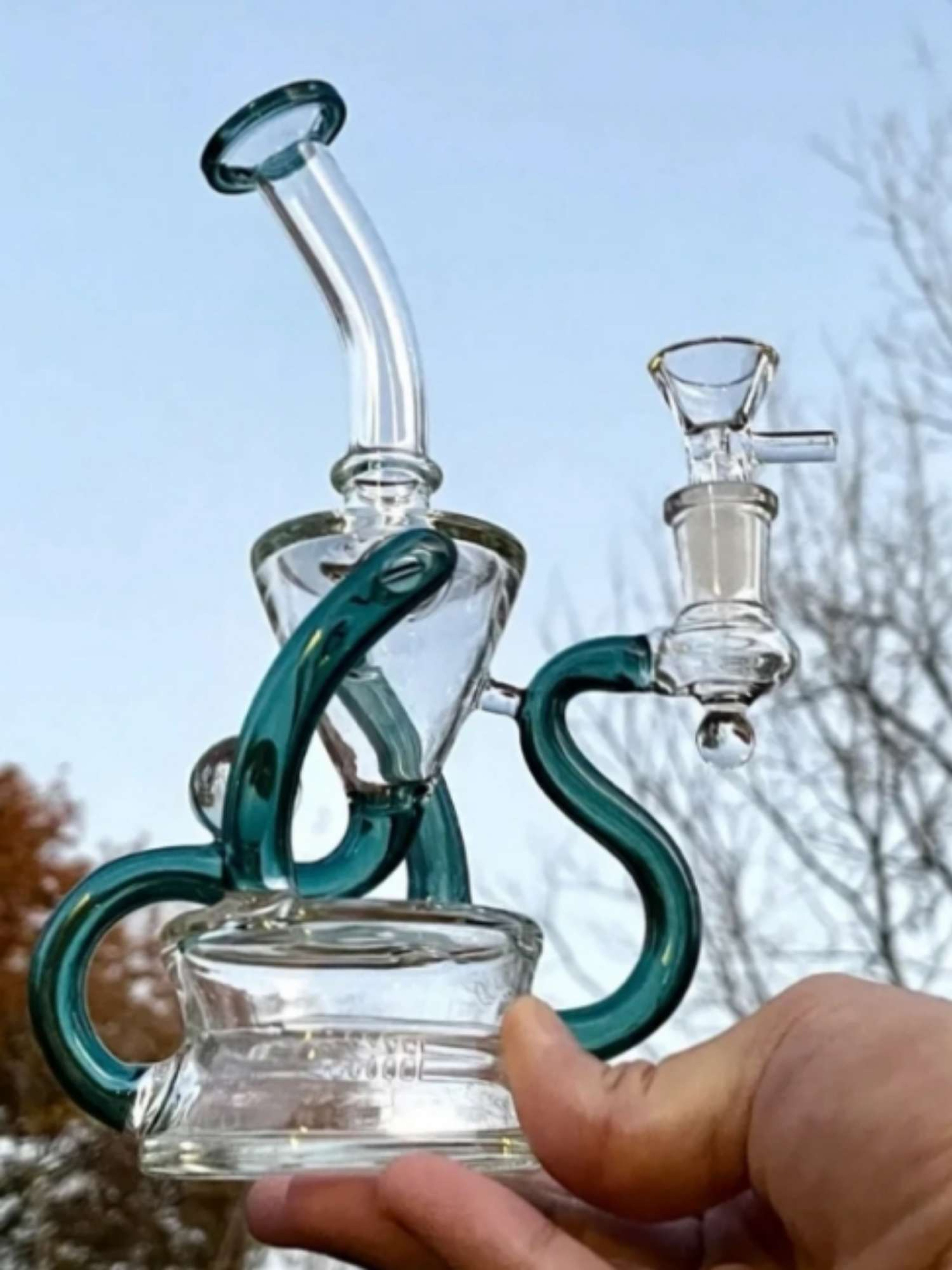 8 Green Recycler Dab Rig Or Bong
image 0