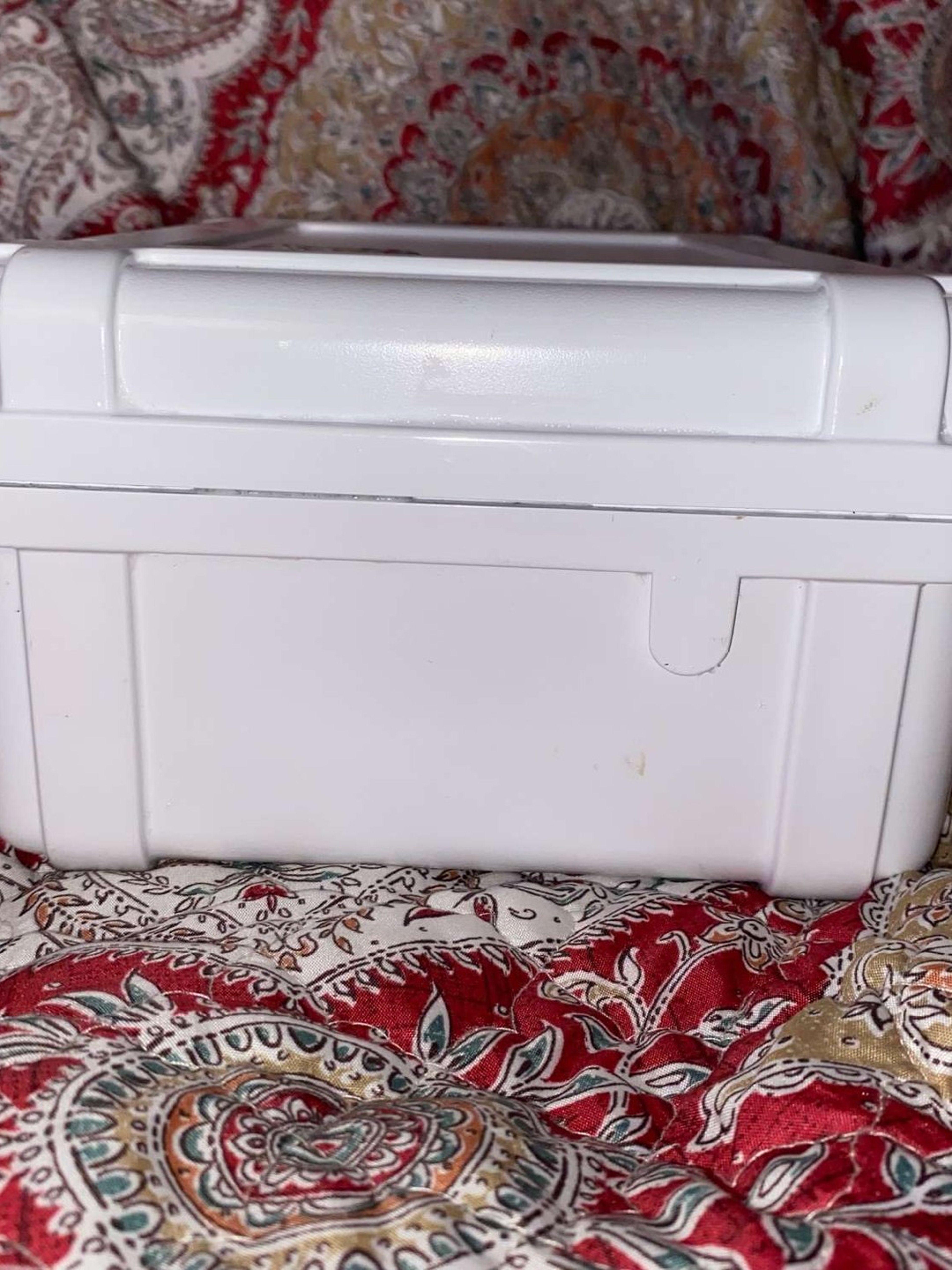 White case image 0