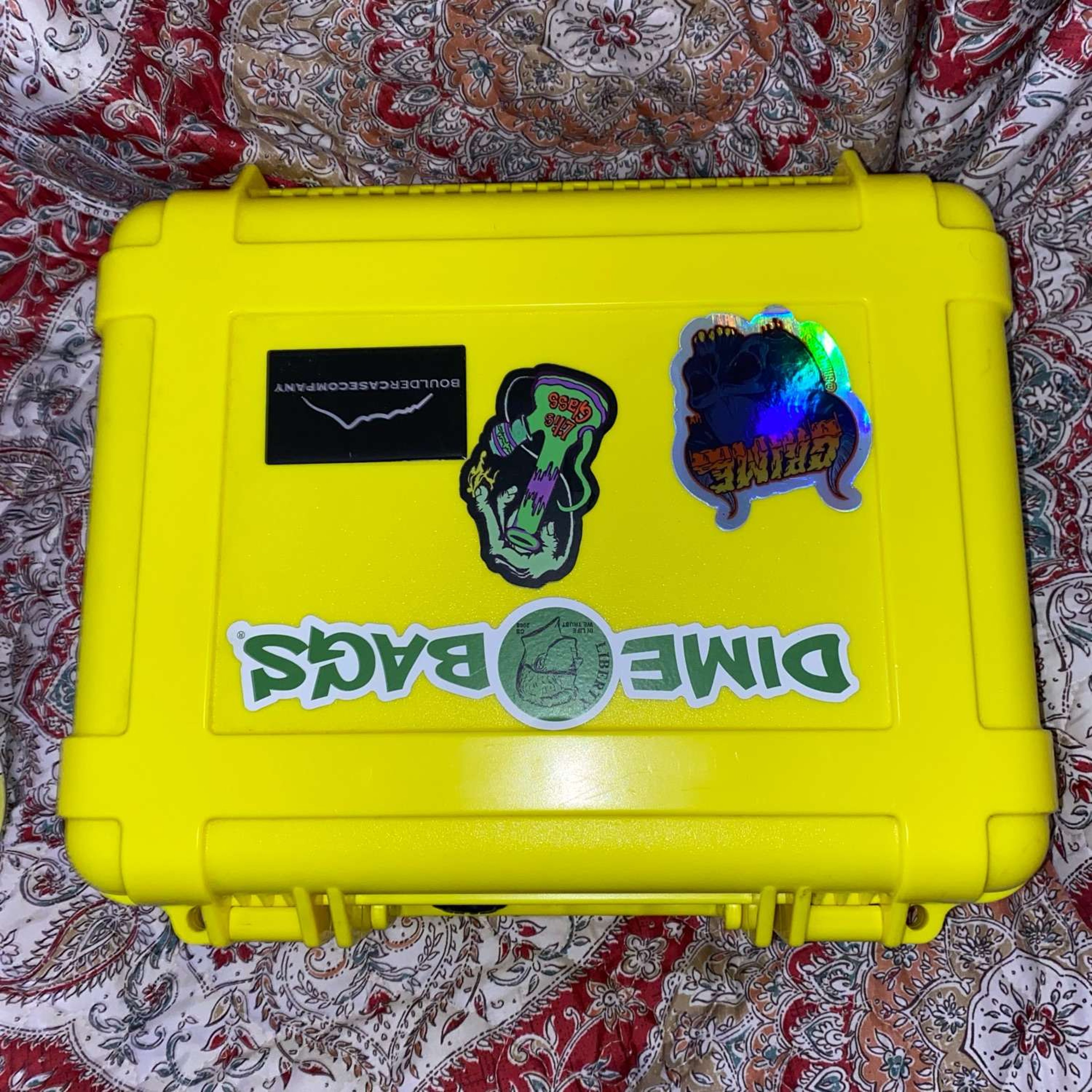 Preview pic of Yellow case