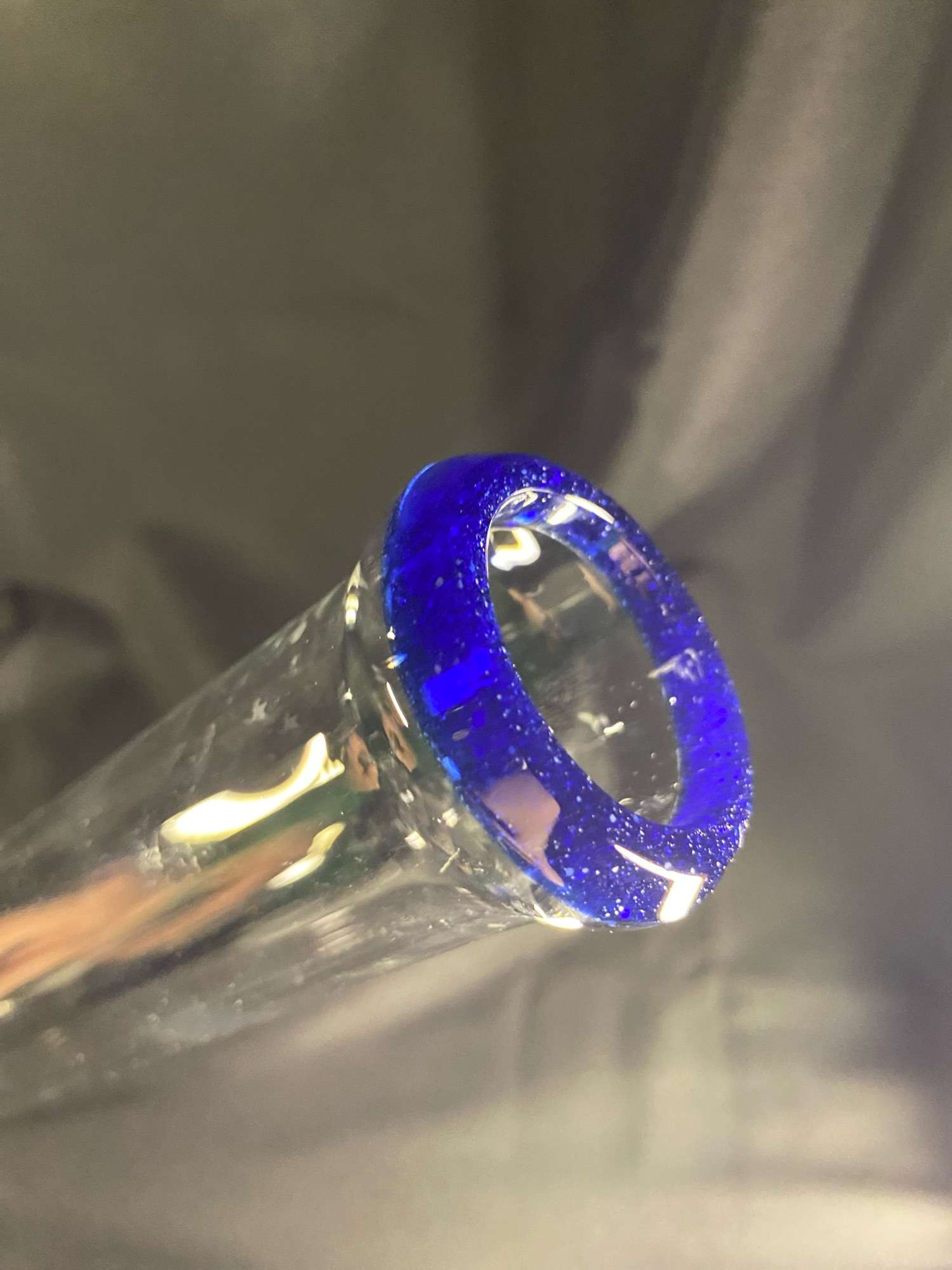 Algore glass image 0