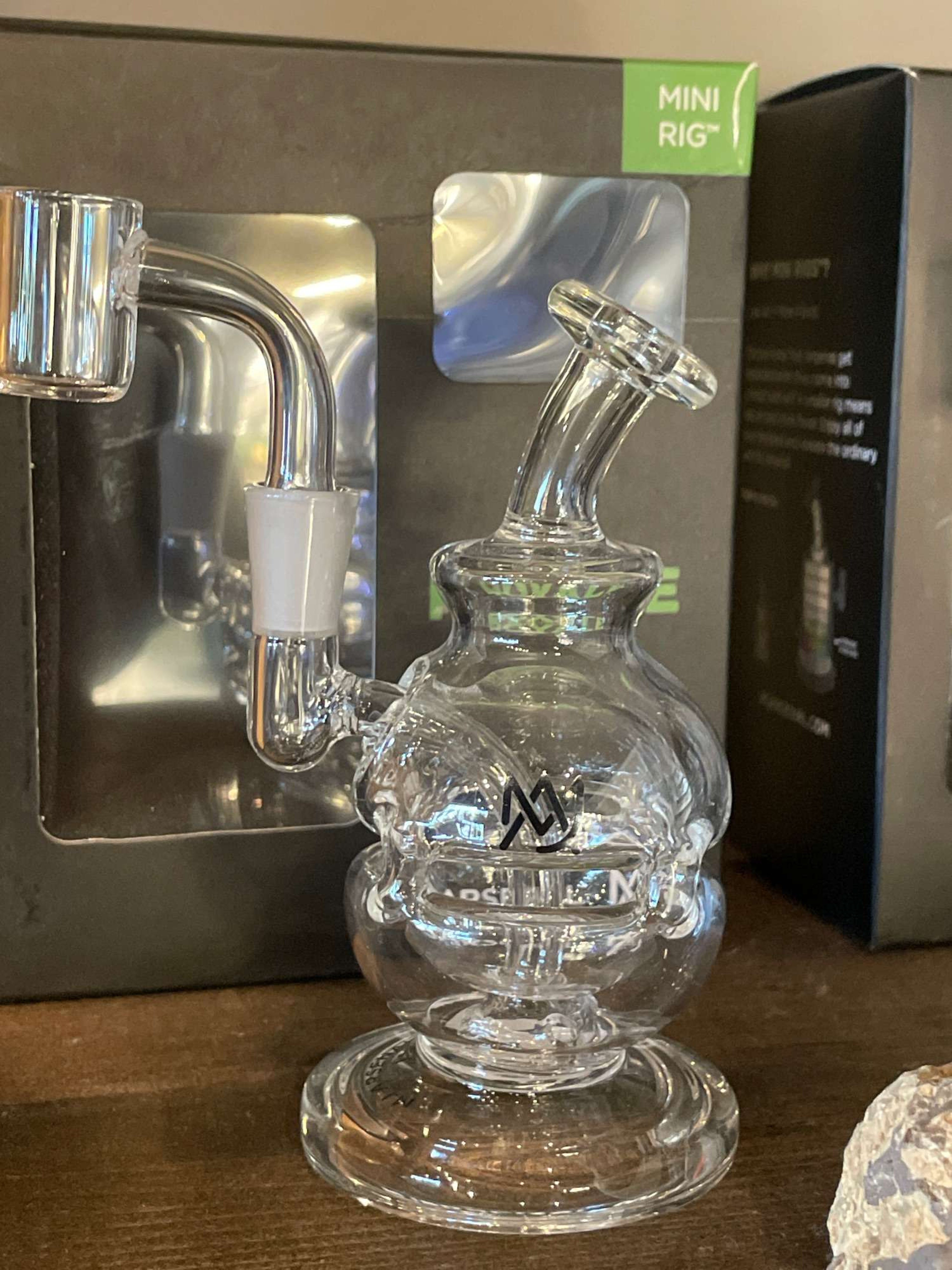 Preview pic of Mj arsenal 10 mm royale mini rig