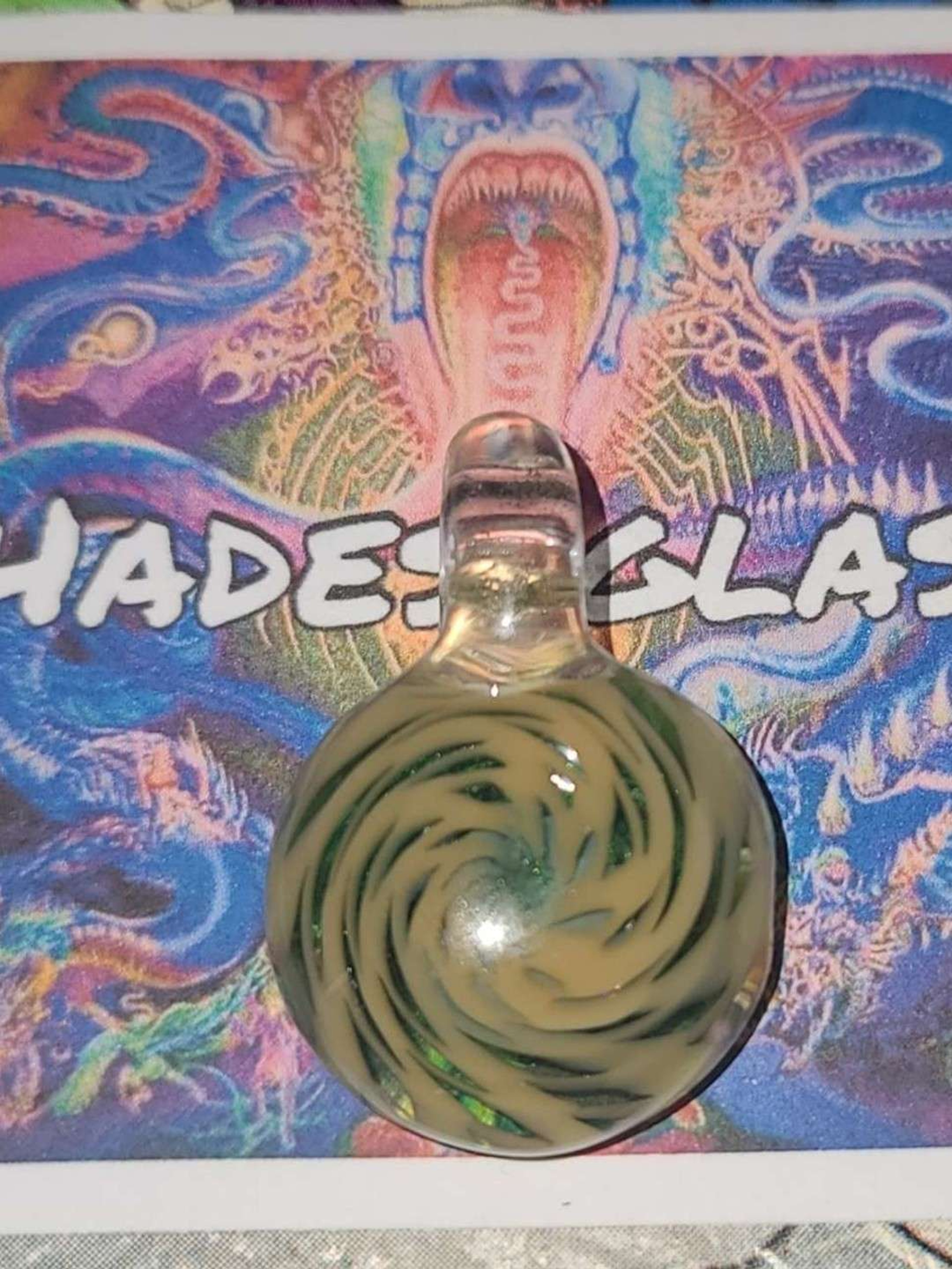 Preview pic of Trippy reticello pendant 