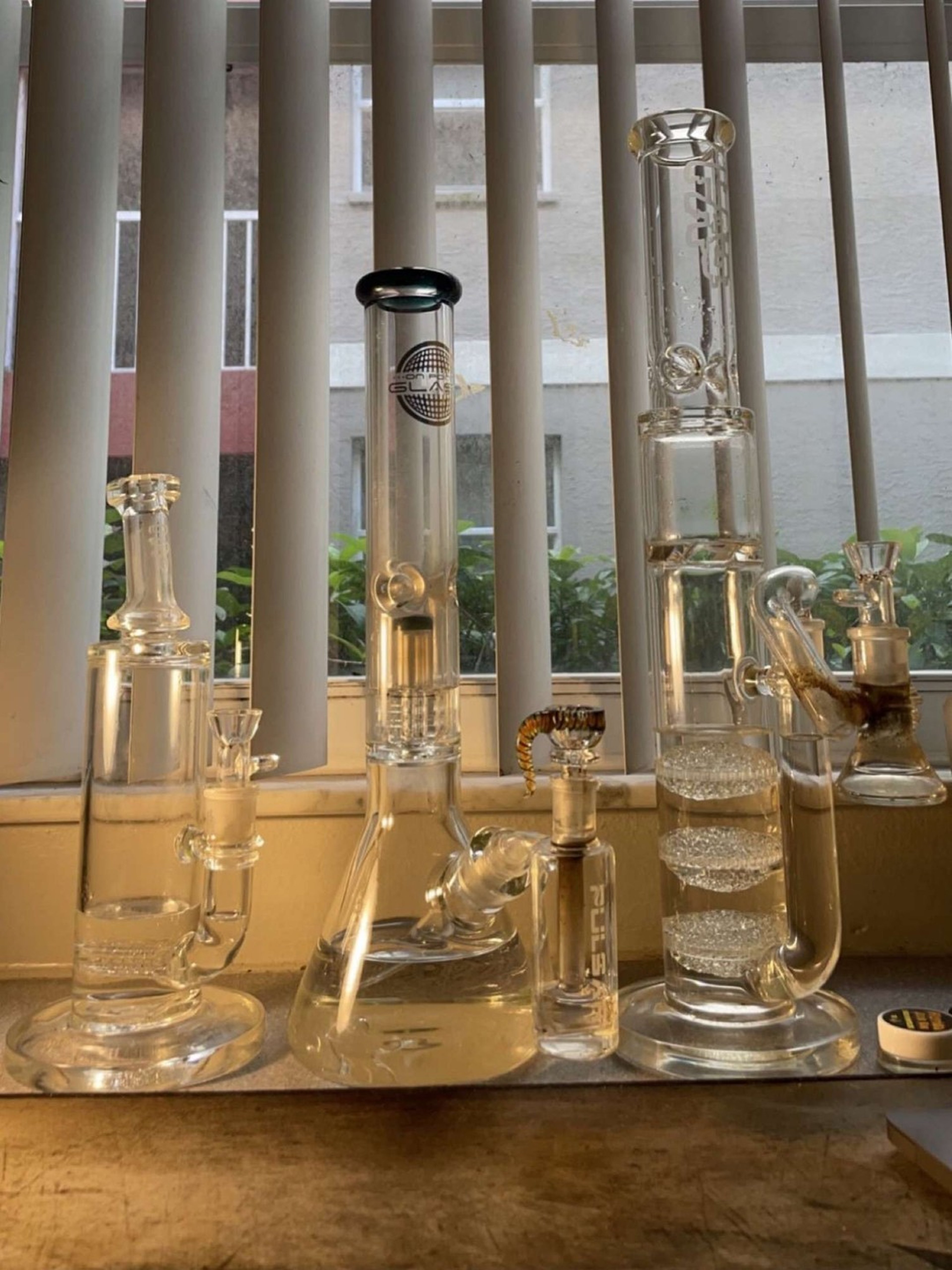 Preview pic of 15.5” On Point Glass 14mm Beaker Bong Stem to 360 Disc (Matrix)