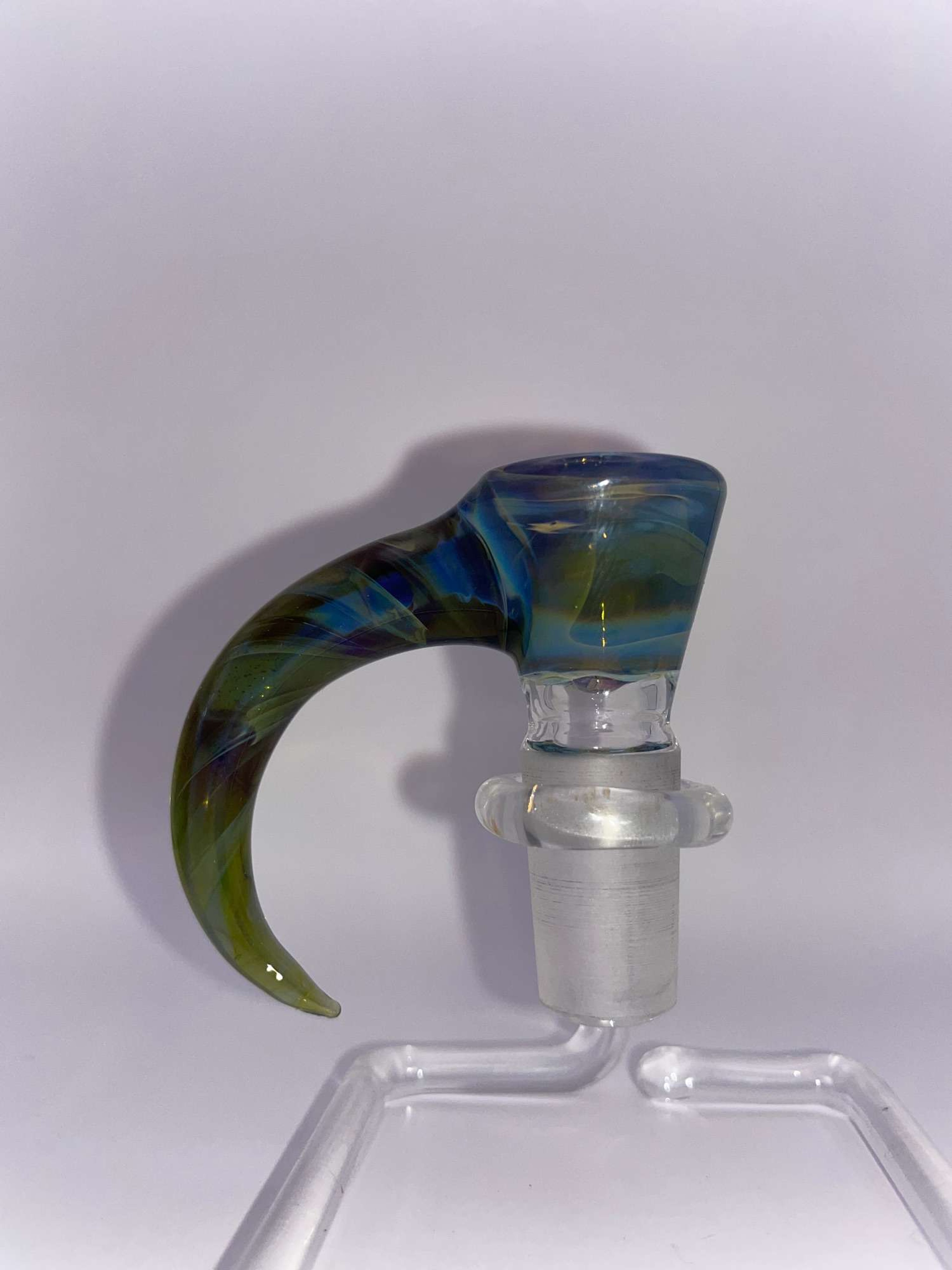 Preview pic of Ureglass 14mm 4 hole w/ clear joint 