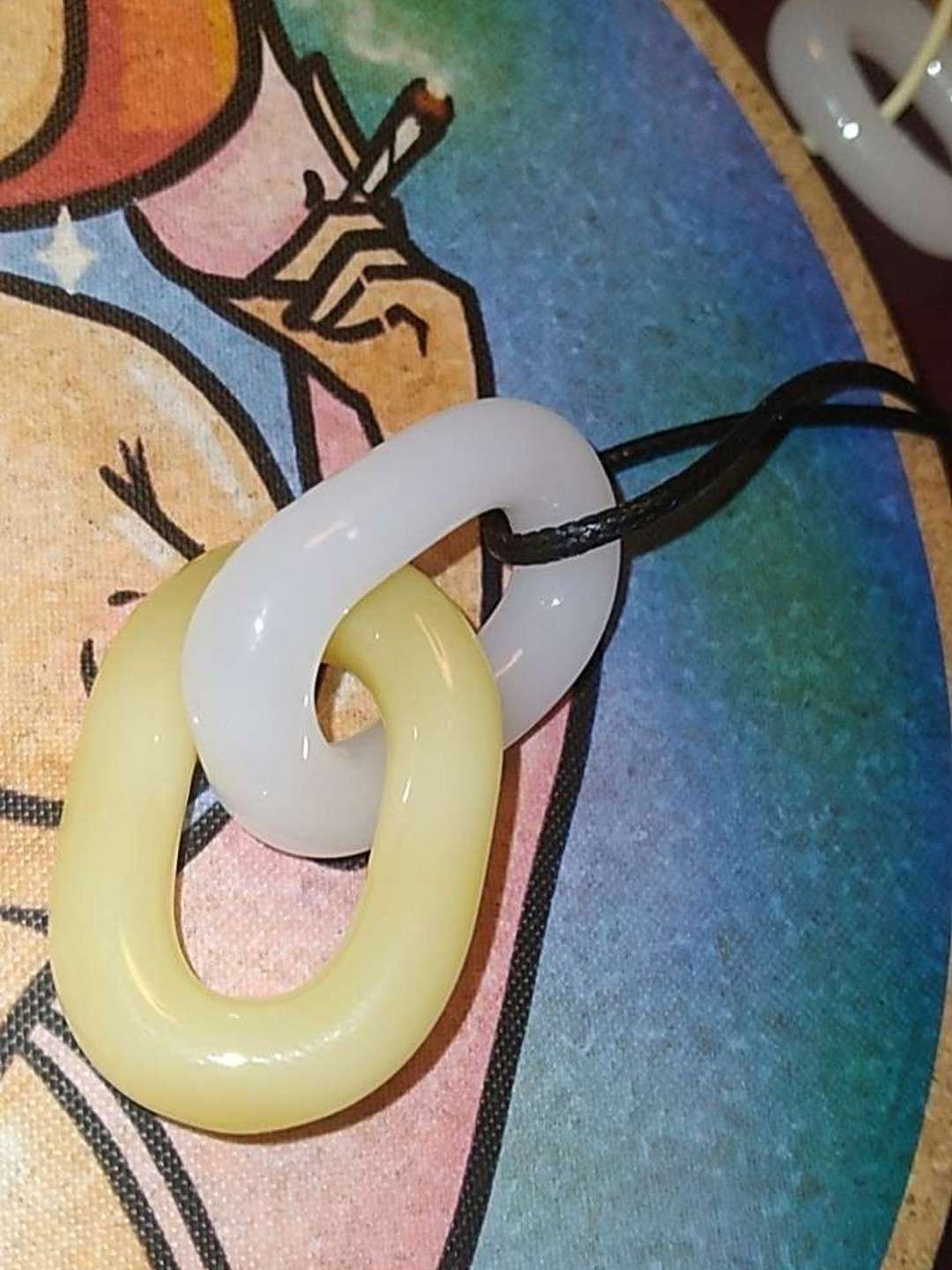 2 link pendant image 0