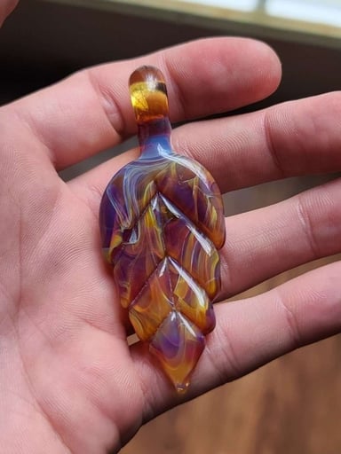 Preview pic of Fumed leaf pendant 