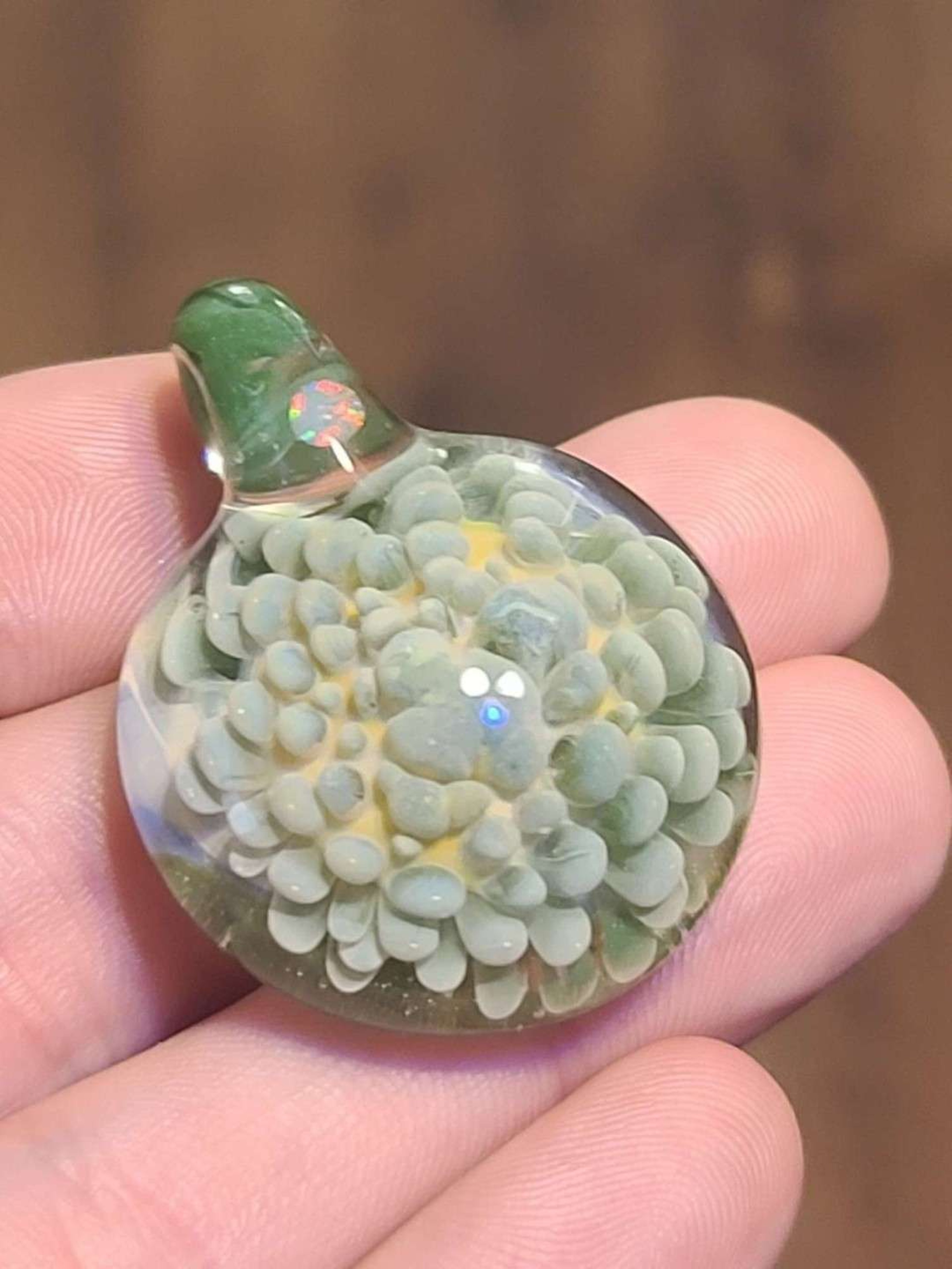 Preview pic of Cad green implosion pendant 