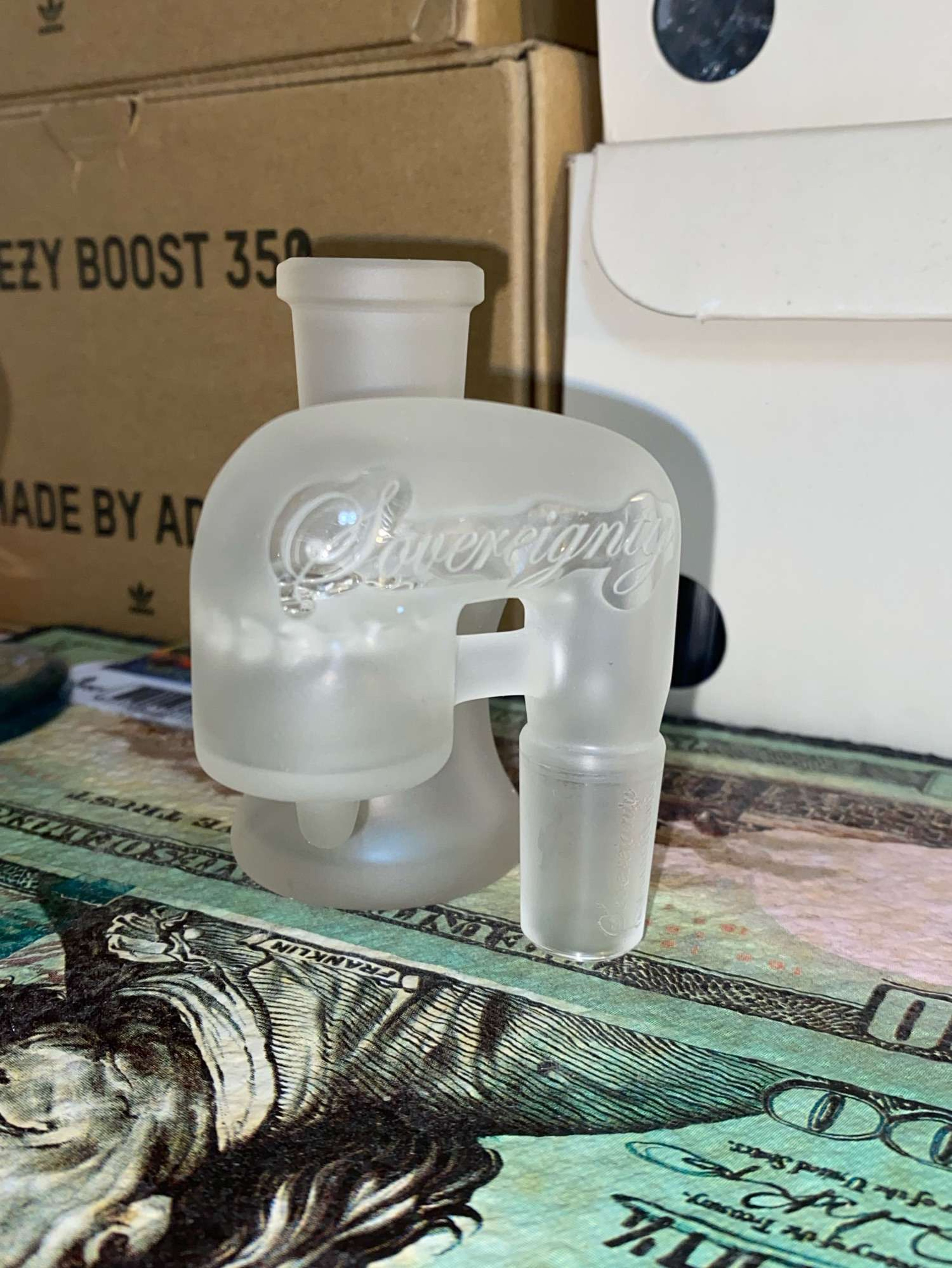 Sovereignty Dry Catch Sandblasted Raised Label image 0