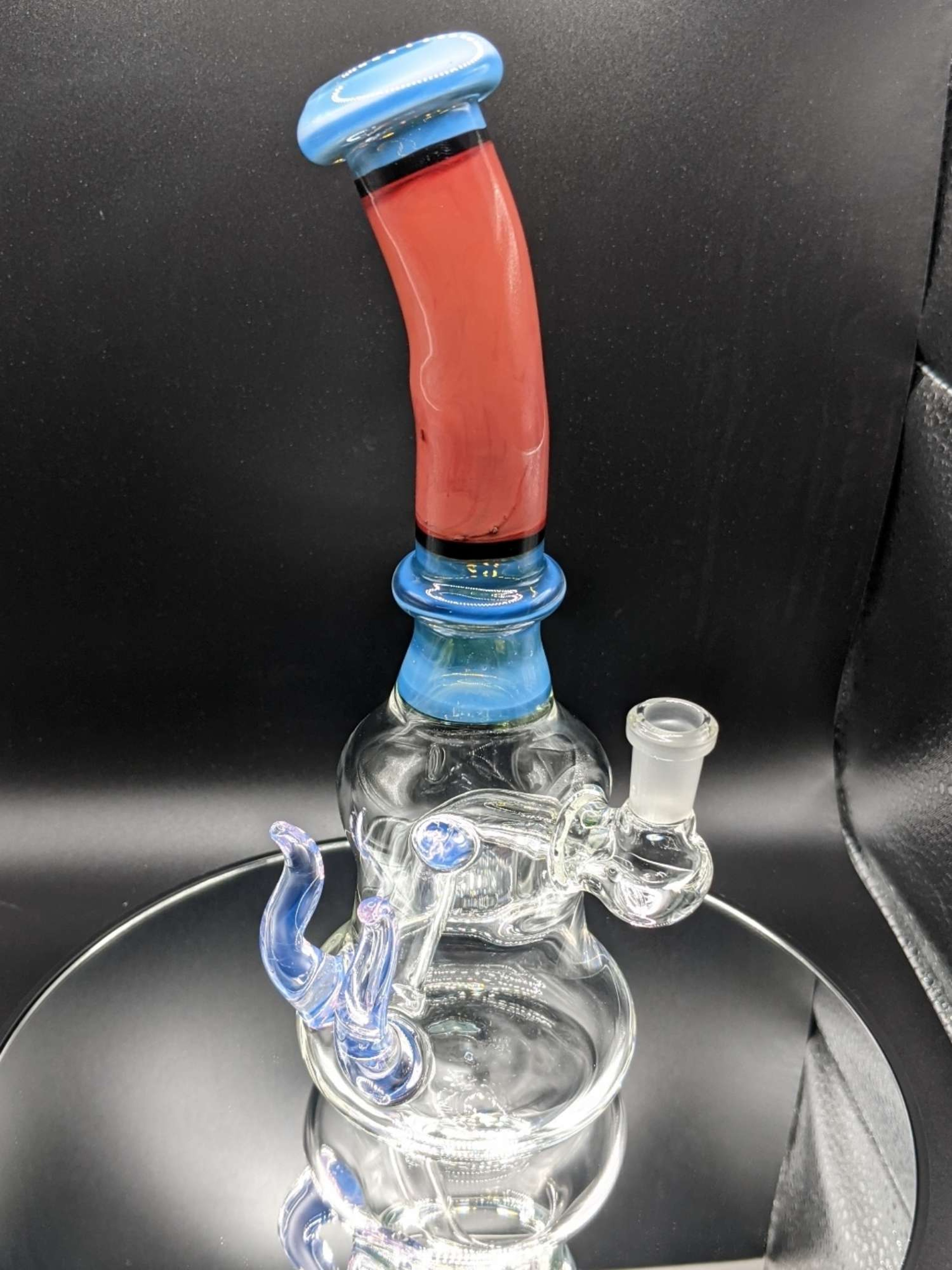 10mm Dab Rig With Cherry Brandy and Lucid image 0