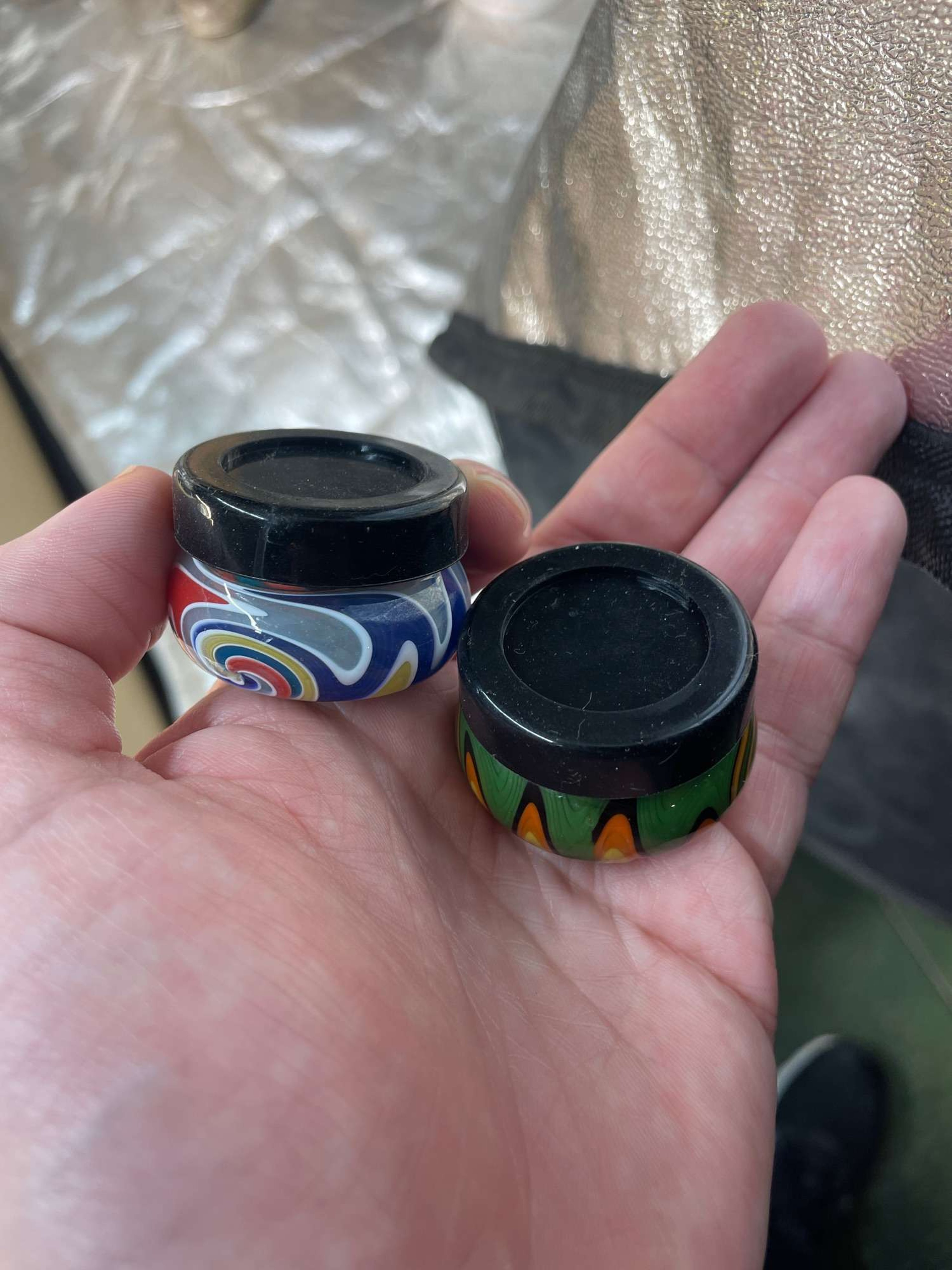 Preview pic of 2 Wig wag jars wax jars 