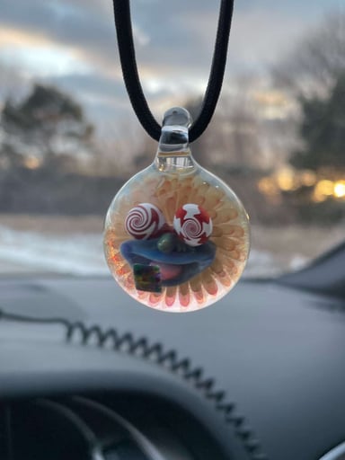Preview pic of acid eater pendant