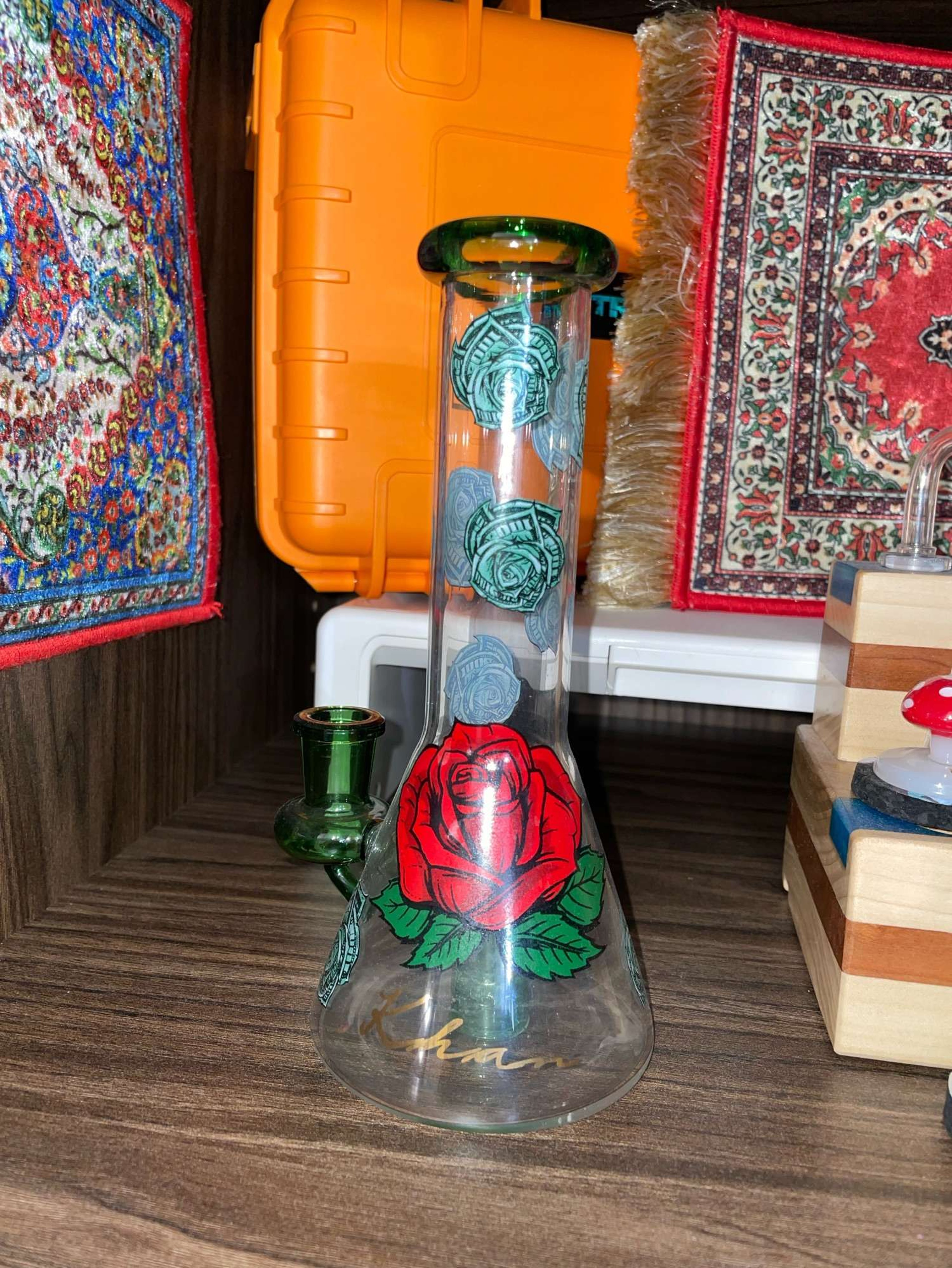 Preview pic of Daily High Club X Erick Khan “Rose Beaker”