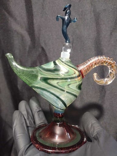 Preview pic of 5.5 x5 innch genie lamp with decorative genie and bowl.