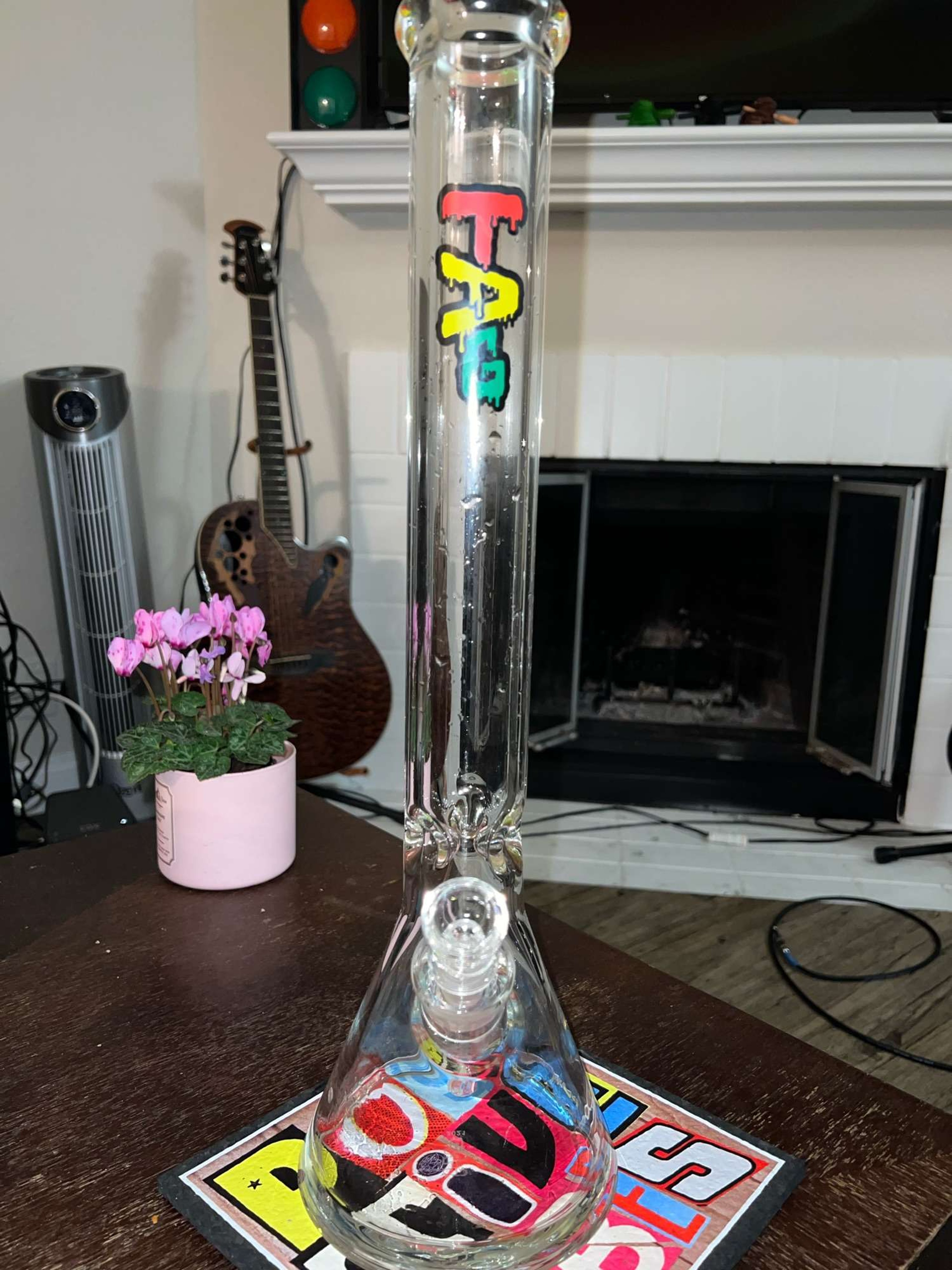 Preview pic of 18” Thick Ass Glass Beaker