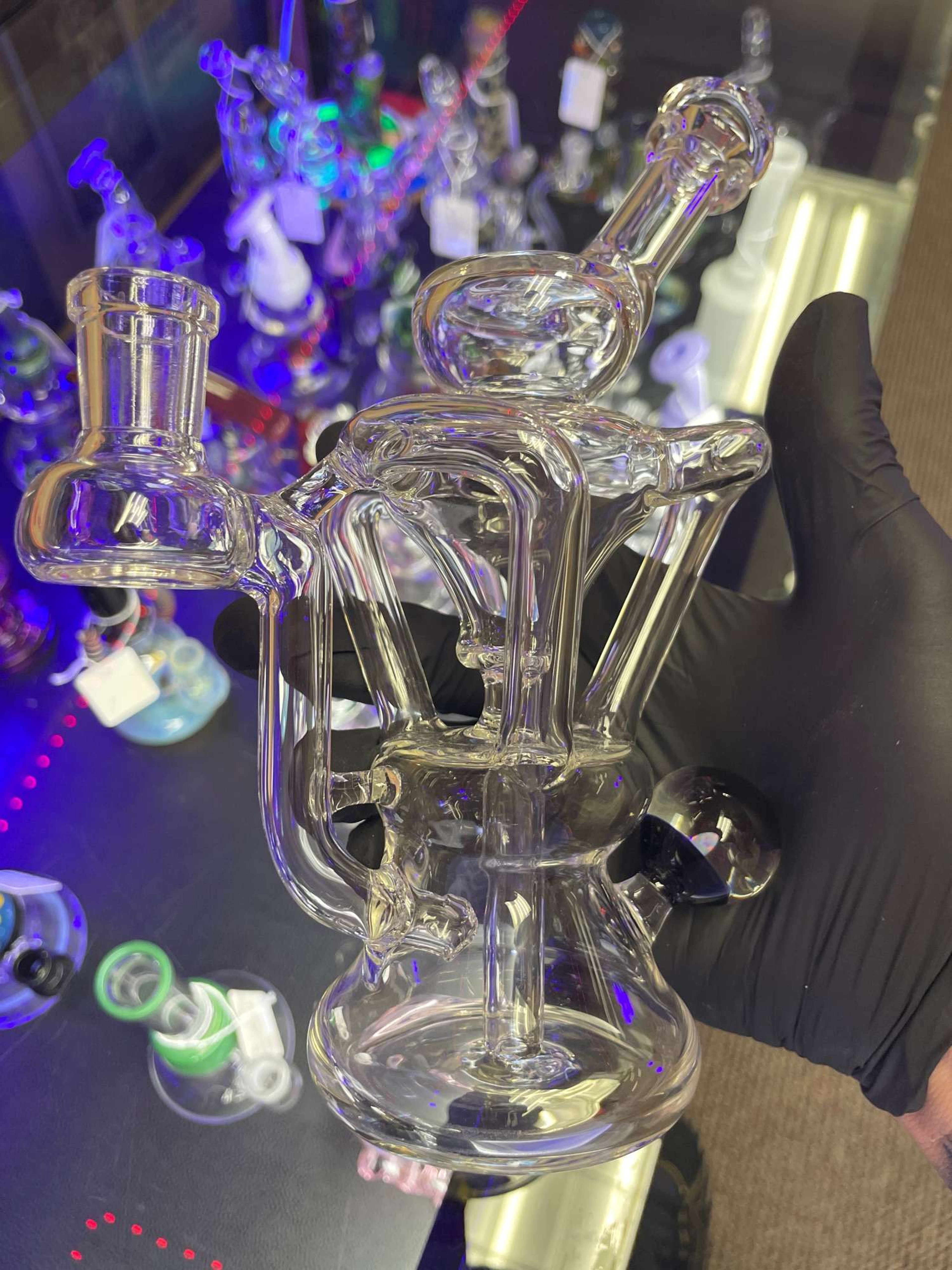 Preview pic of GURNS glass TRIPLE UPTAKE