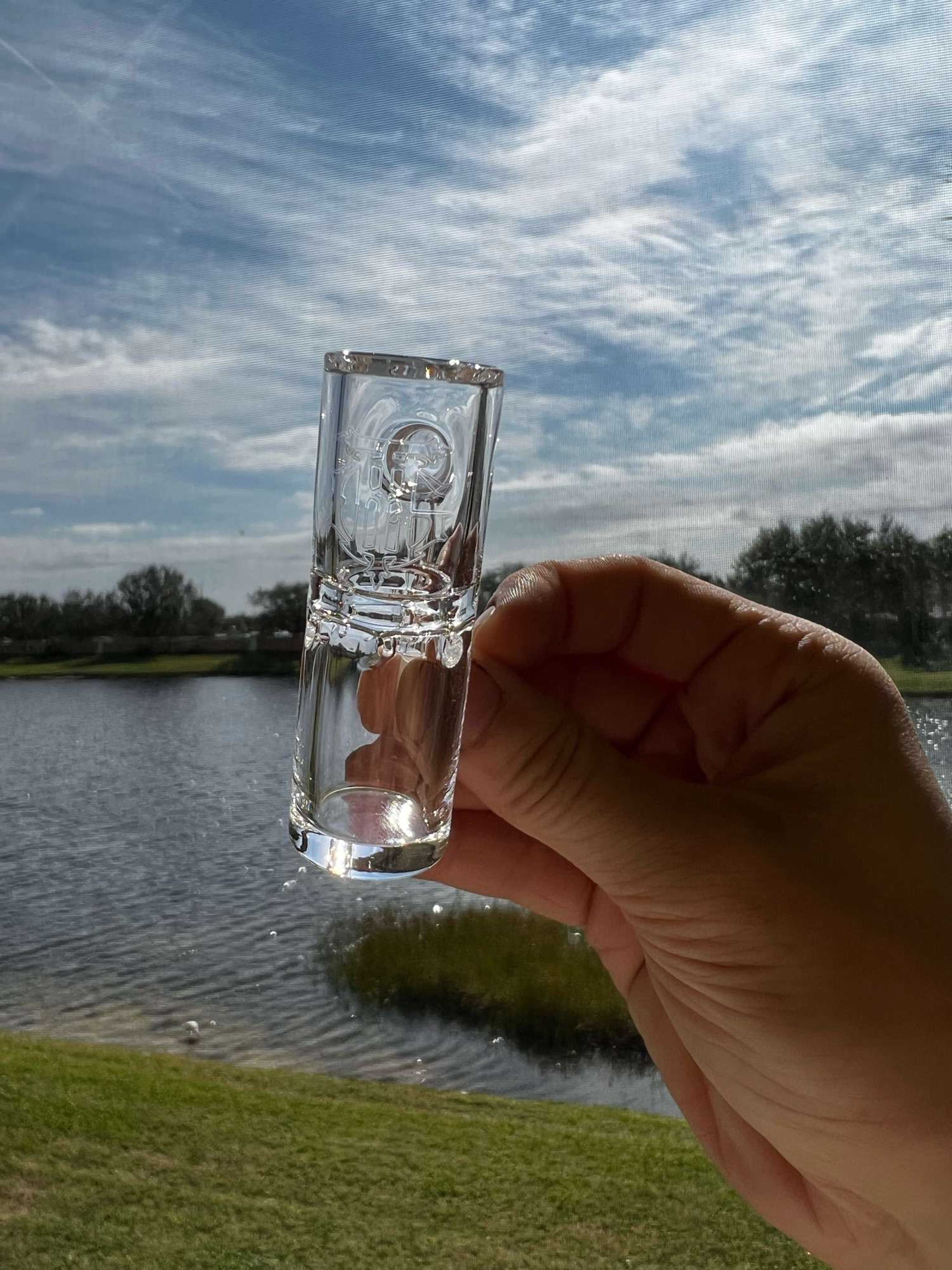 Preview pic of theglasshutt trap chamber