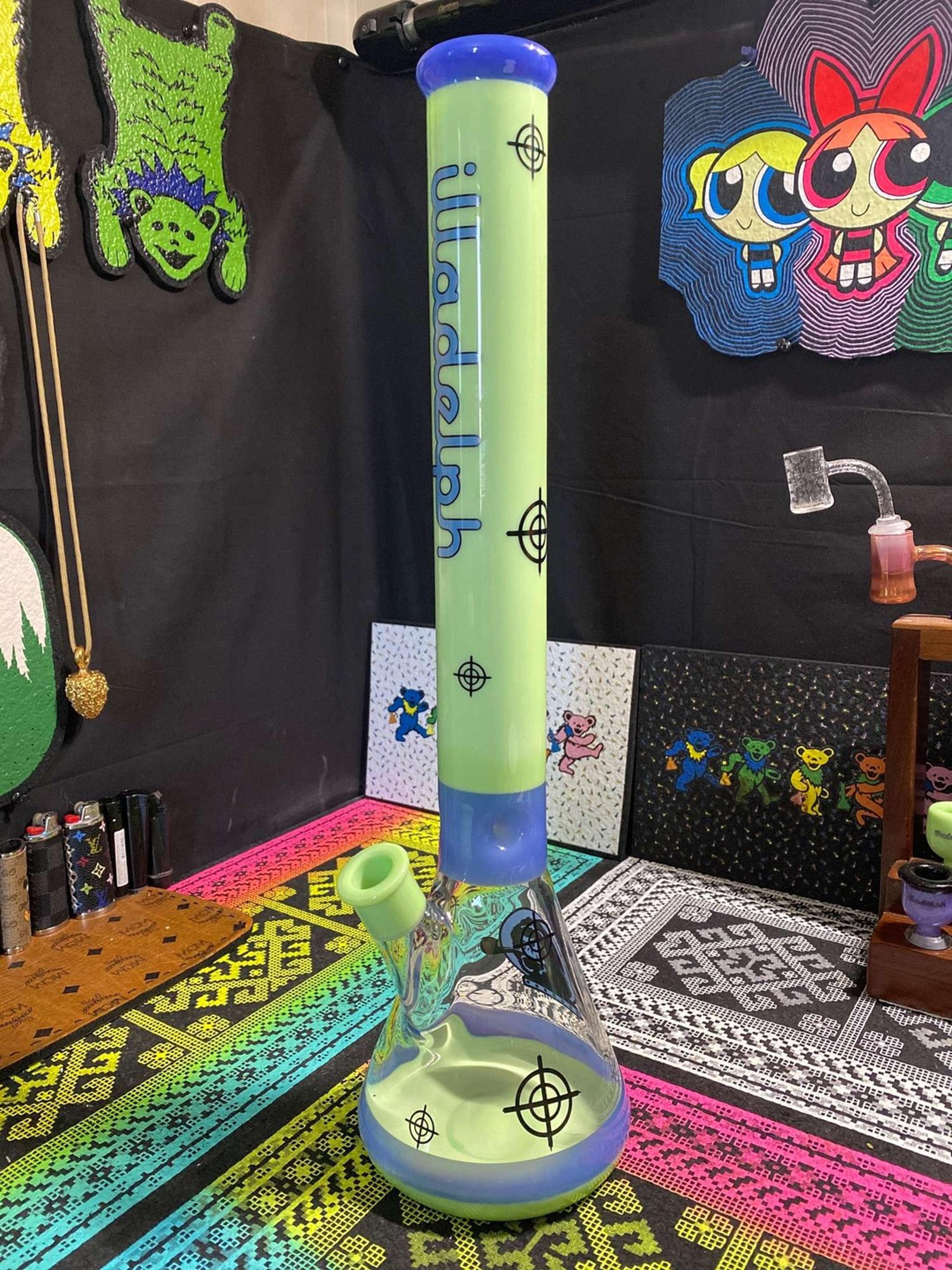 Smoking monkey milky green image 0