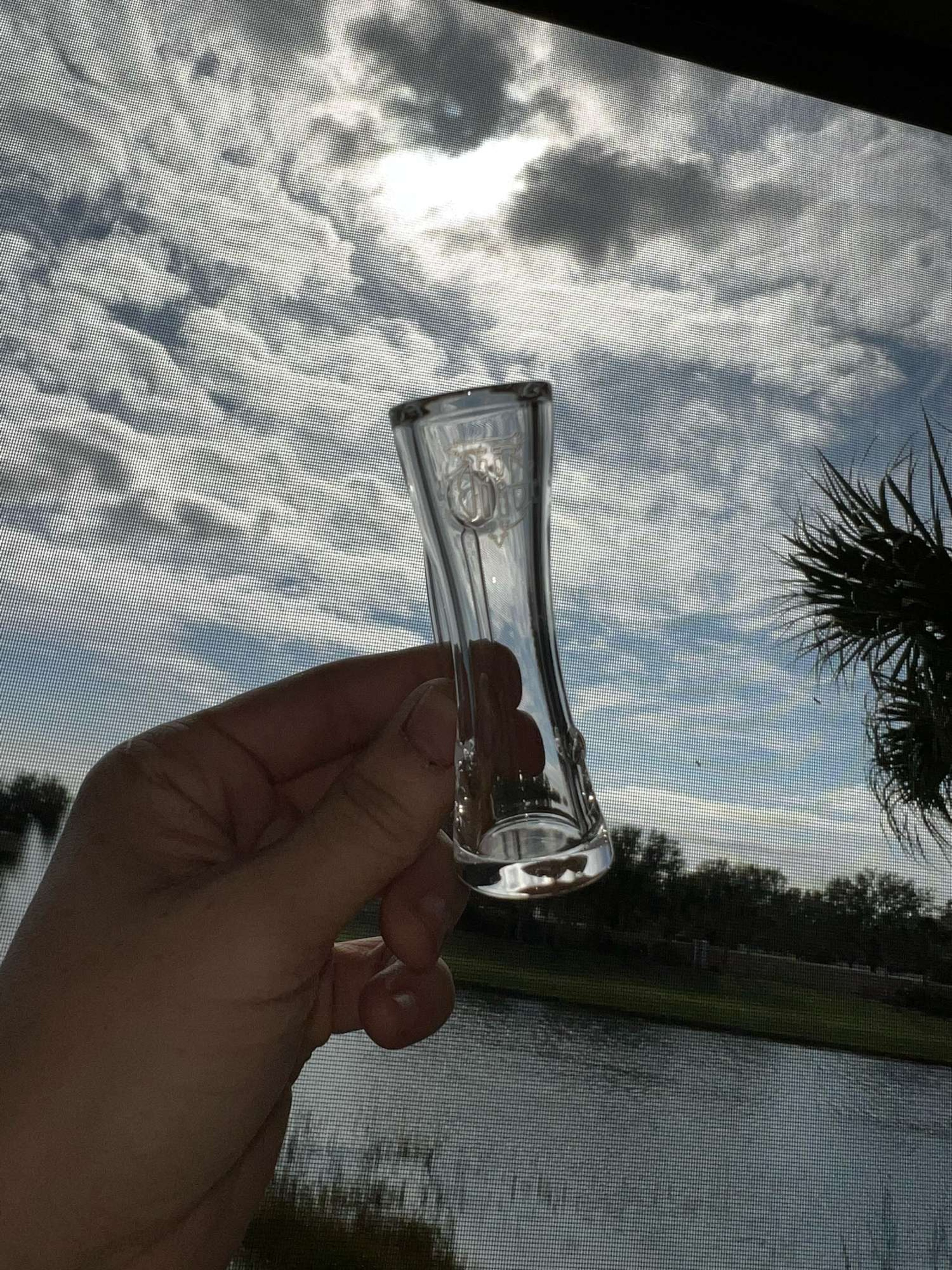 Preview pic of theglasshutt hourtrapz