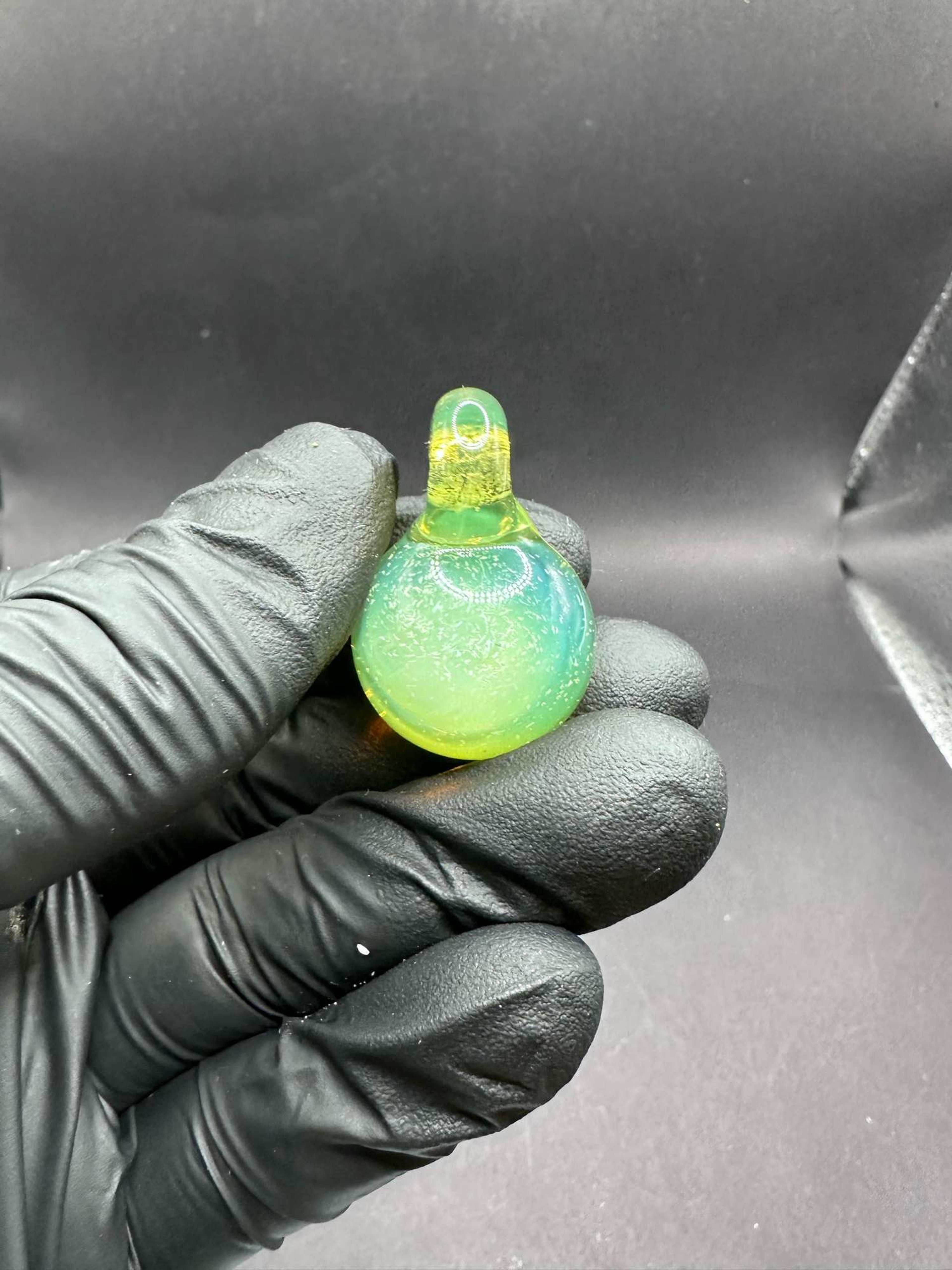 Preview pic of Dense milky yoshi cfl Dichro pendy