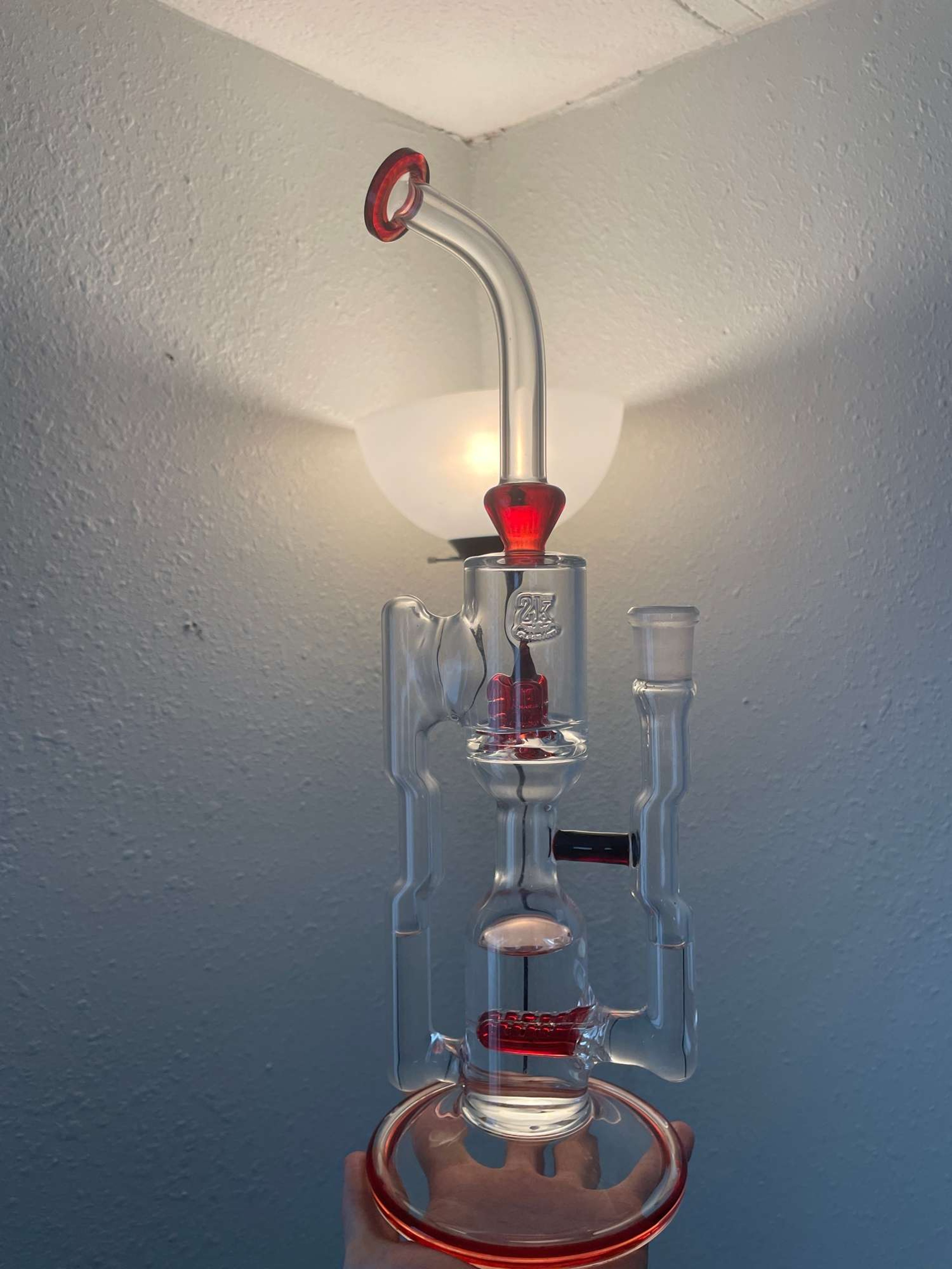 2k glass hornet image 0
