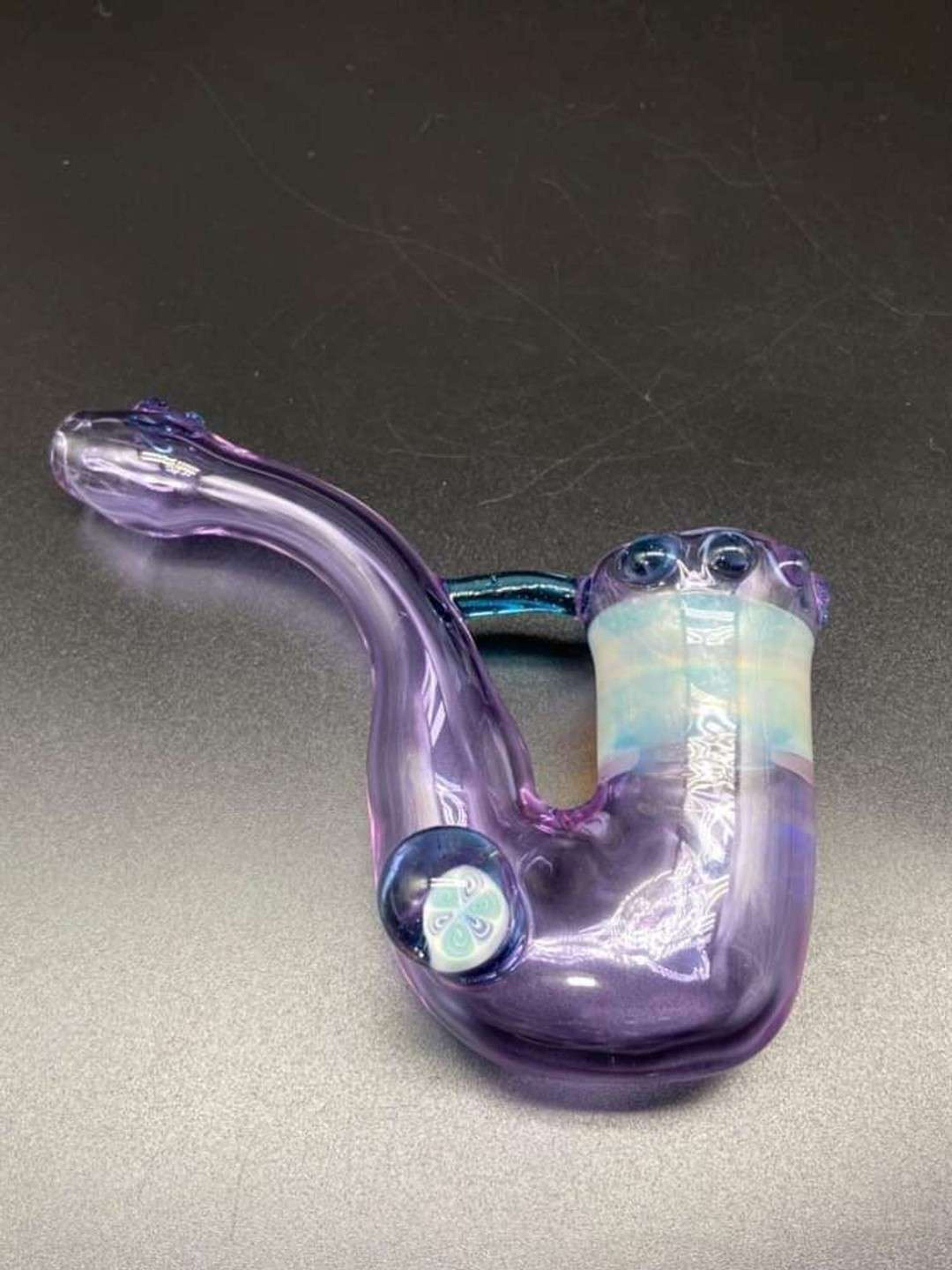 Fundumbmental glass parallax cfl Sherlock image 0