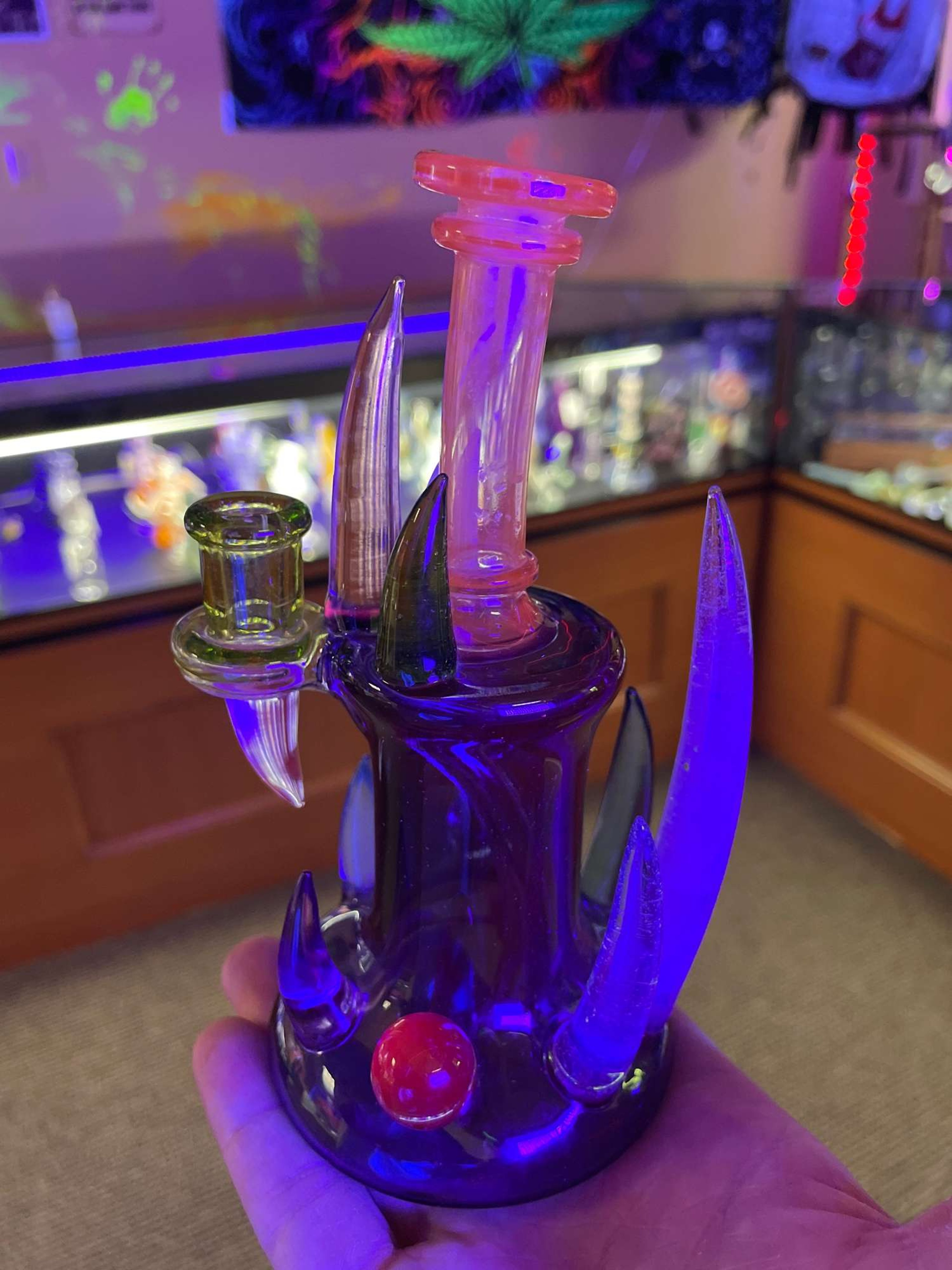 Preview pic of Goliath Glass